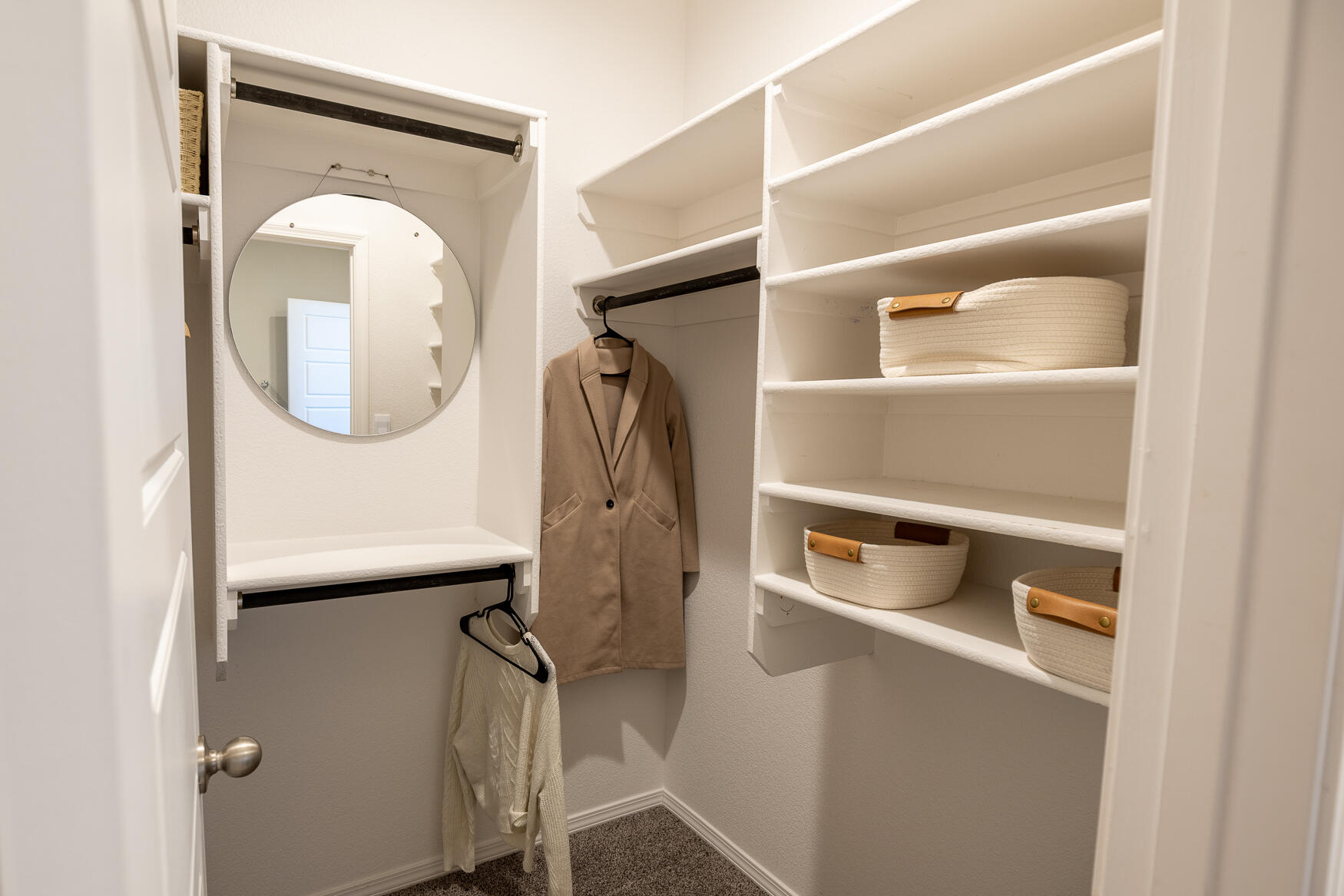 Photo 13 — 772 Amatista Loop SE