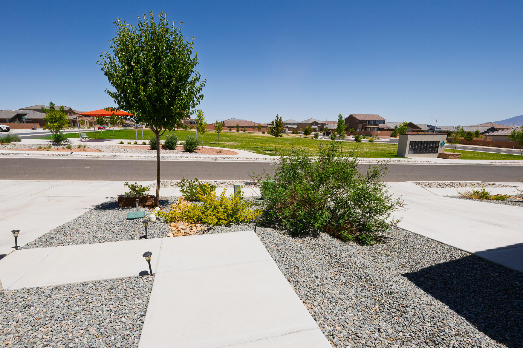 Photo 4 — 772 Amatista Loop SE