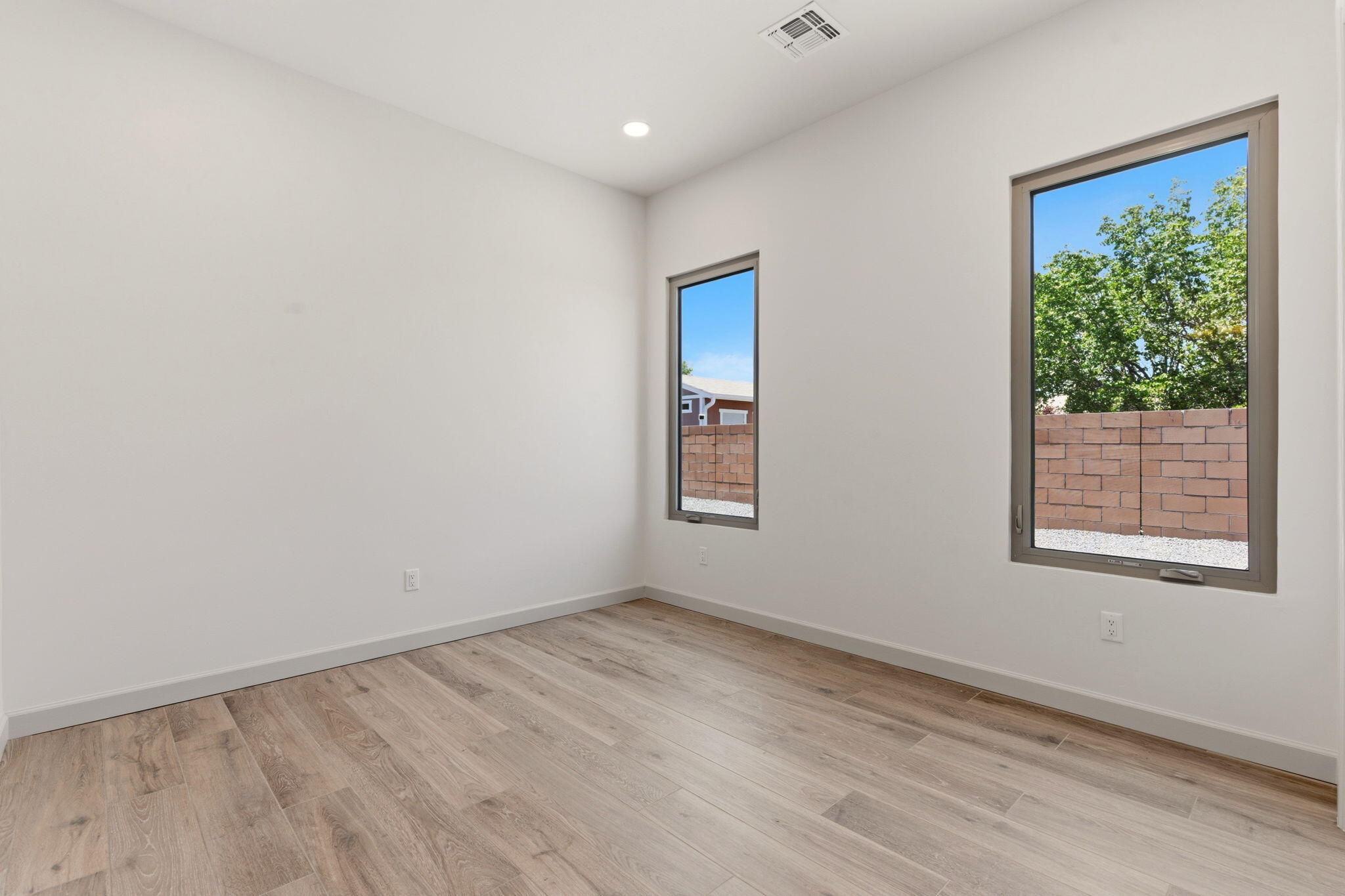 Photo 12 — 2312 Los Amigos Lane NW