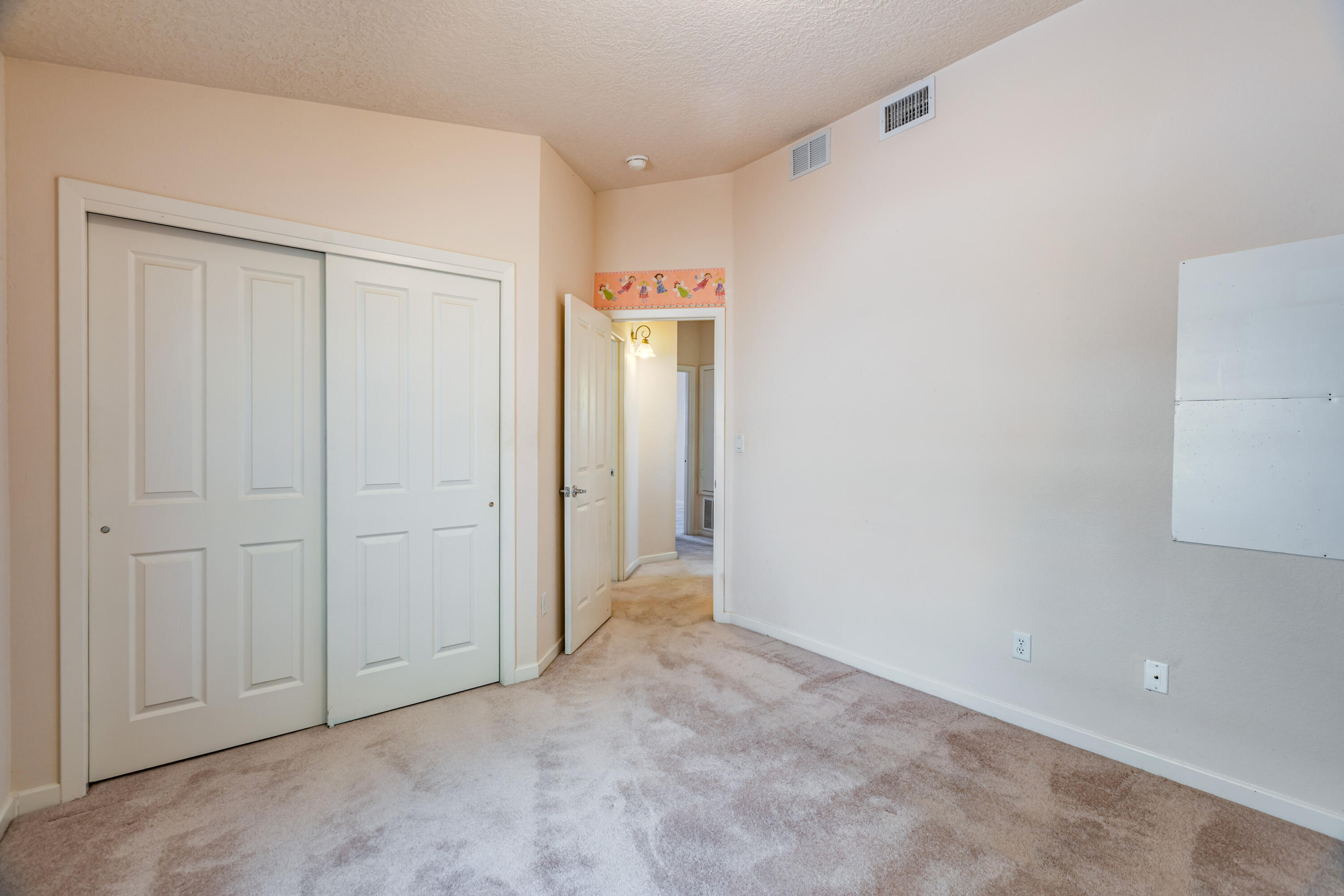 Photo 14 — 324 Encantado Ridge Court NE