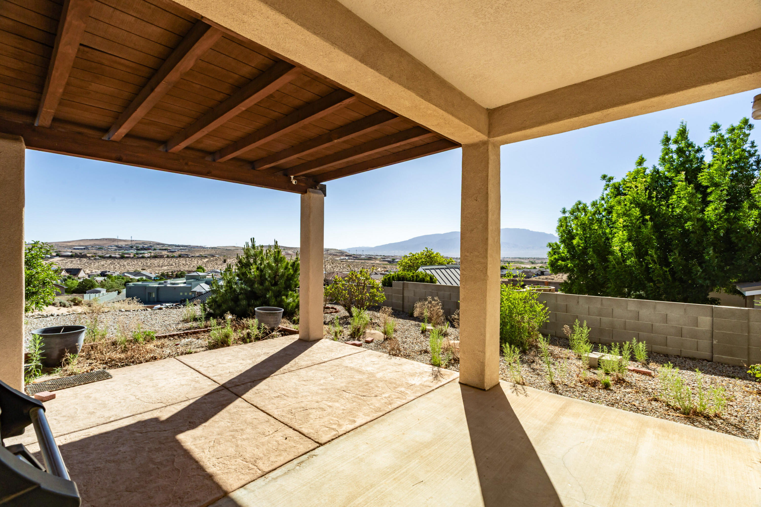 Photo 11 — 324 Encantado Ridge Court NE