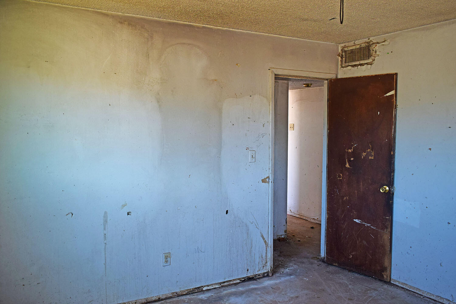 Photo 12 — 514 Grant Street