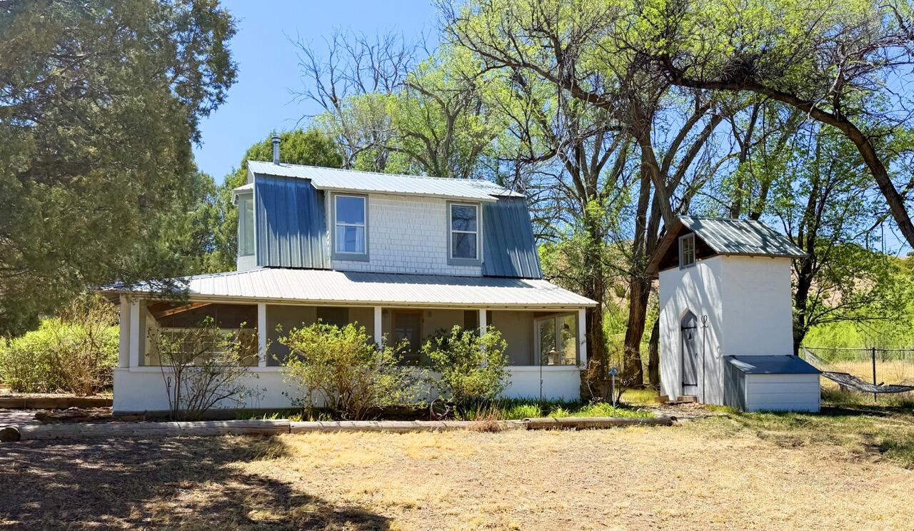 44 Grump Street, Las Vegas, NM 87701