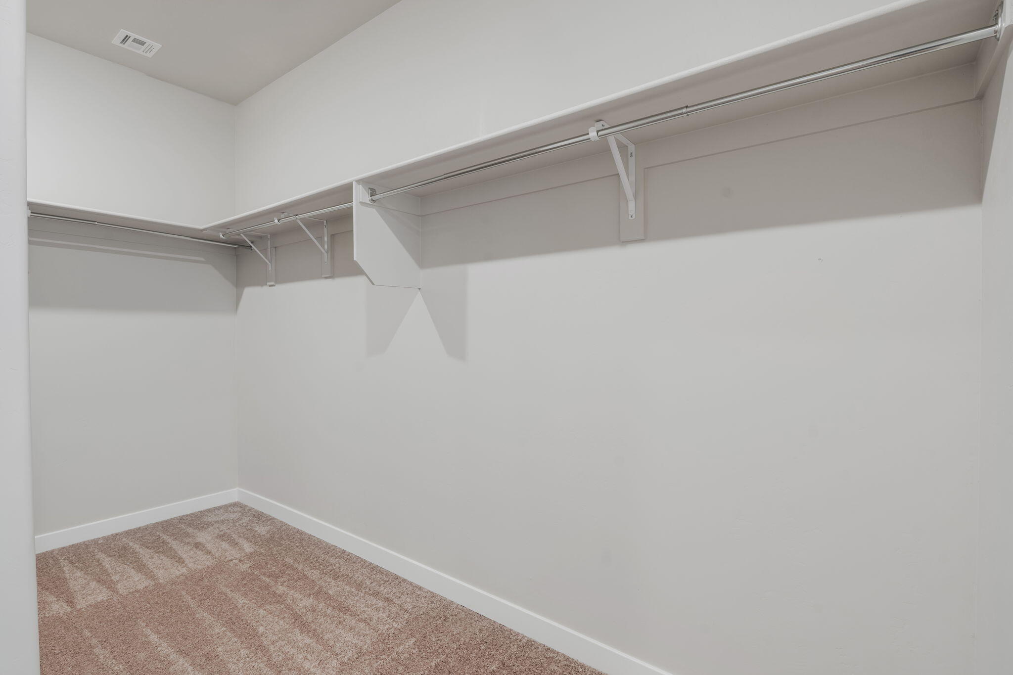 Photo 17 — 6956 Archer Road NE