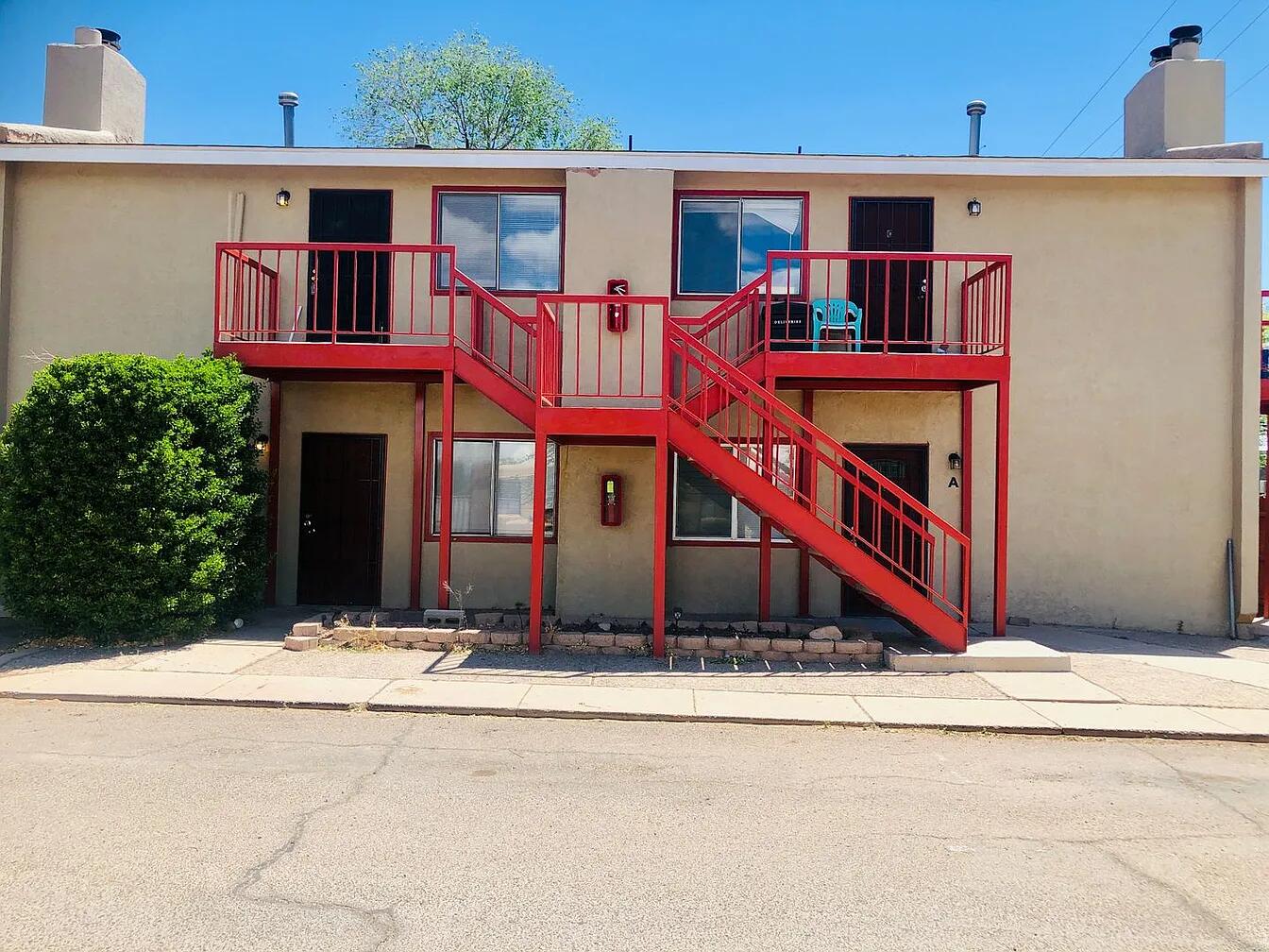 1237 Menaul Boulevard NW