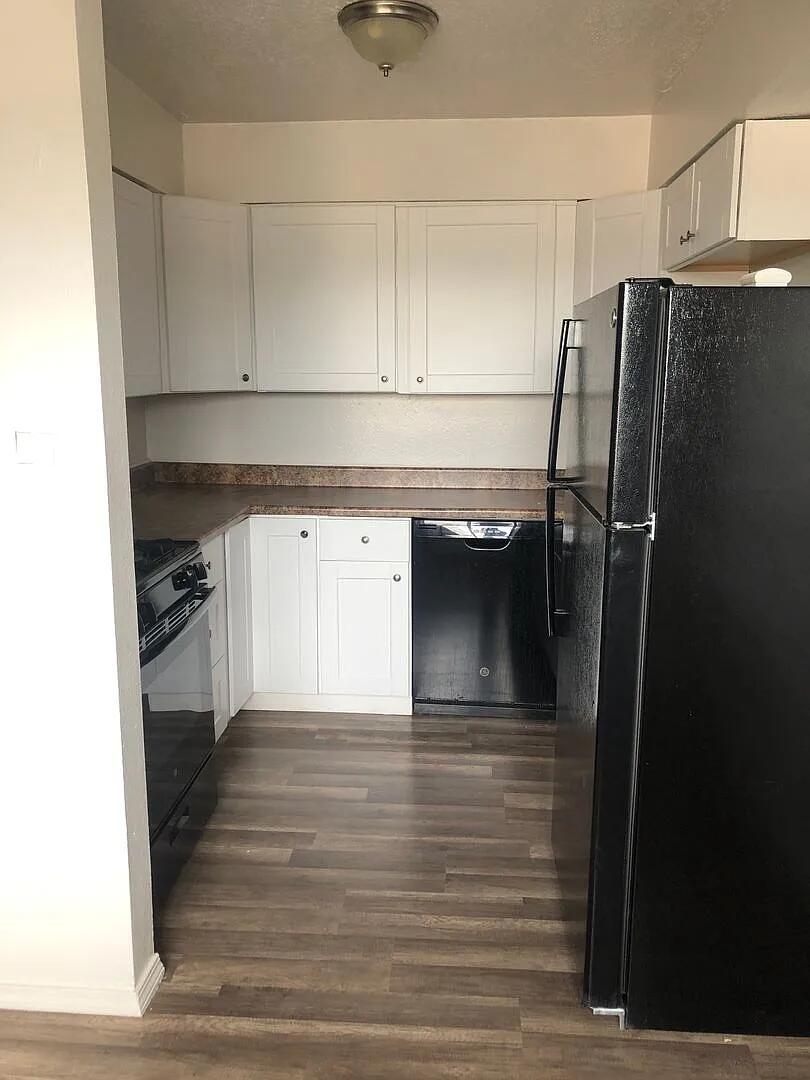 Photo 9 — 1225 Menaul Boulevard NW