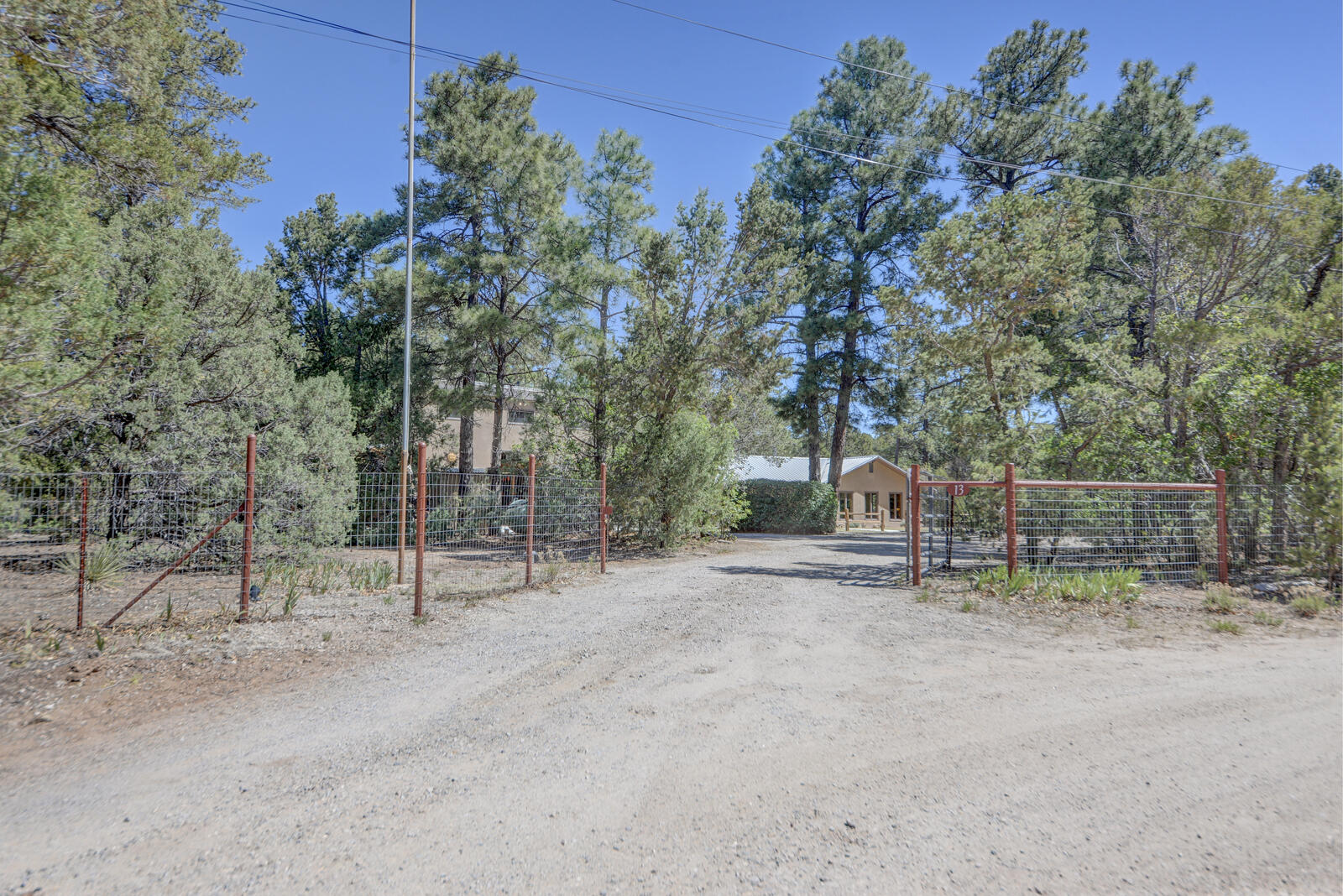 Photo 12 — 13 Robinhood Lane