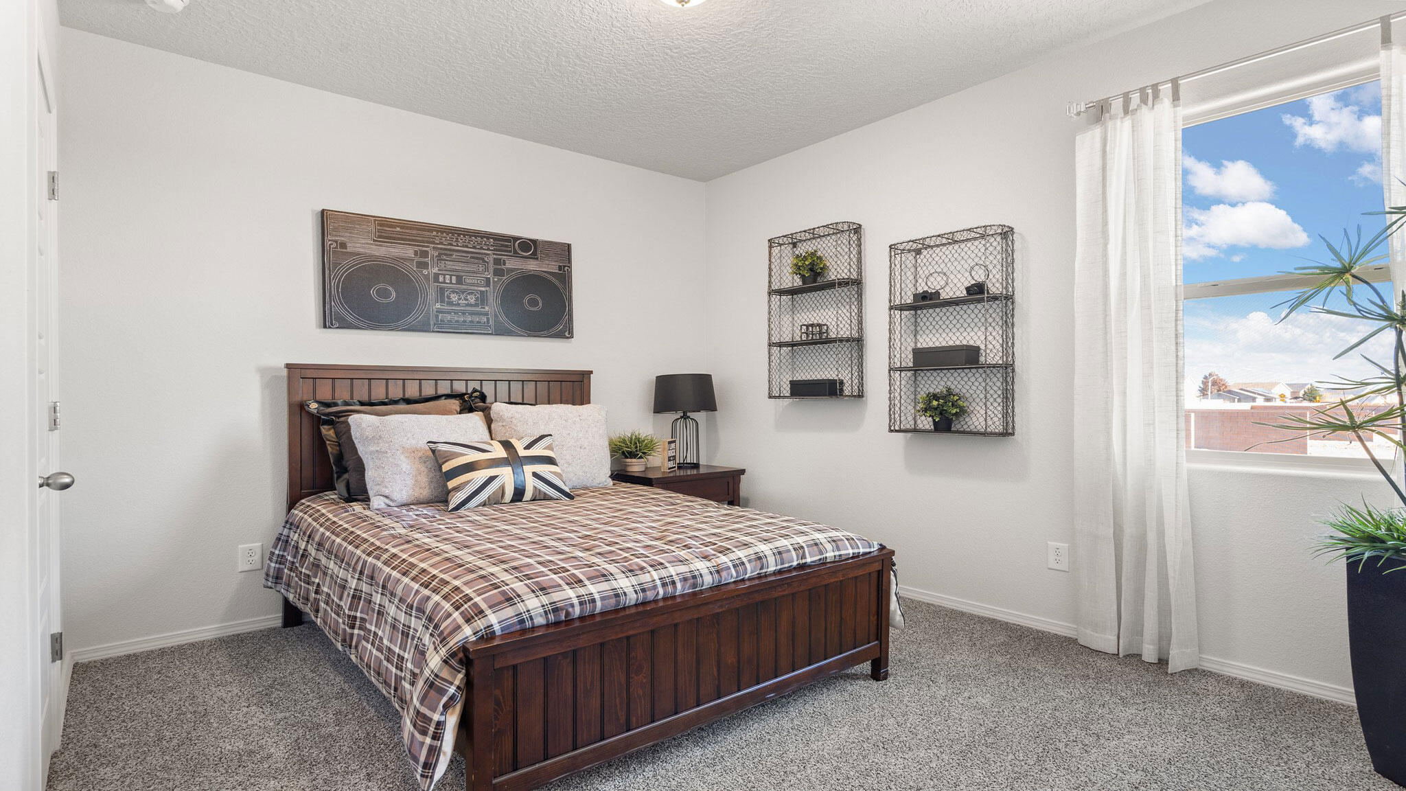 Photo 9 — 10604 Caresso Loop SW