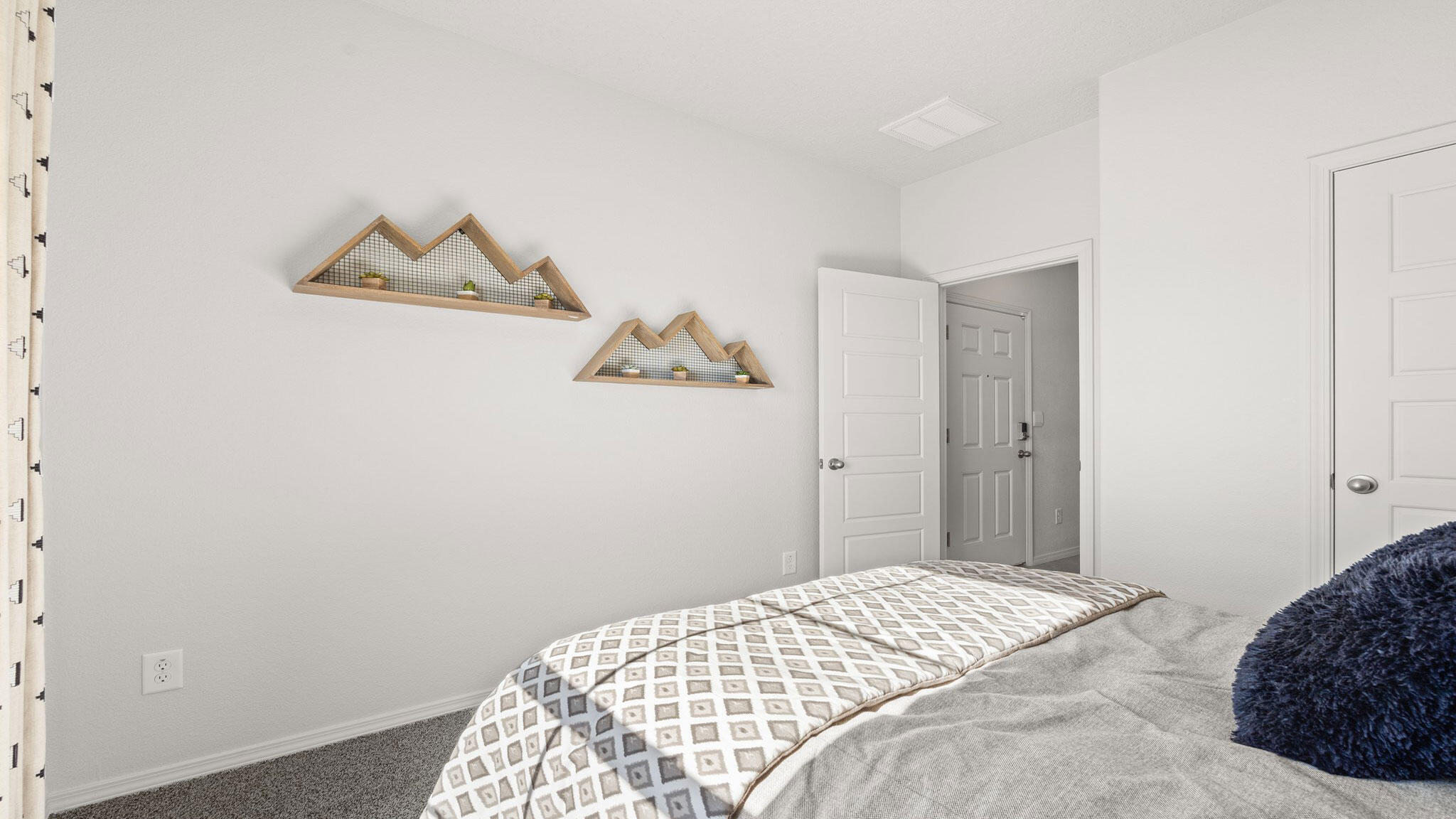 Photo 3 — 10604 Caresso Loop SW