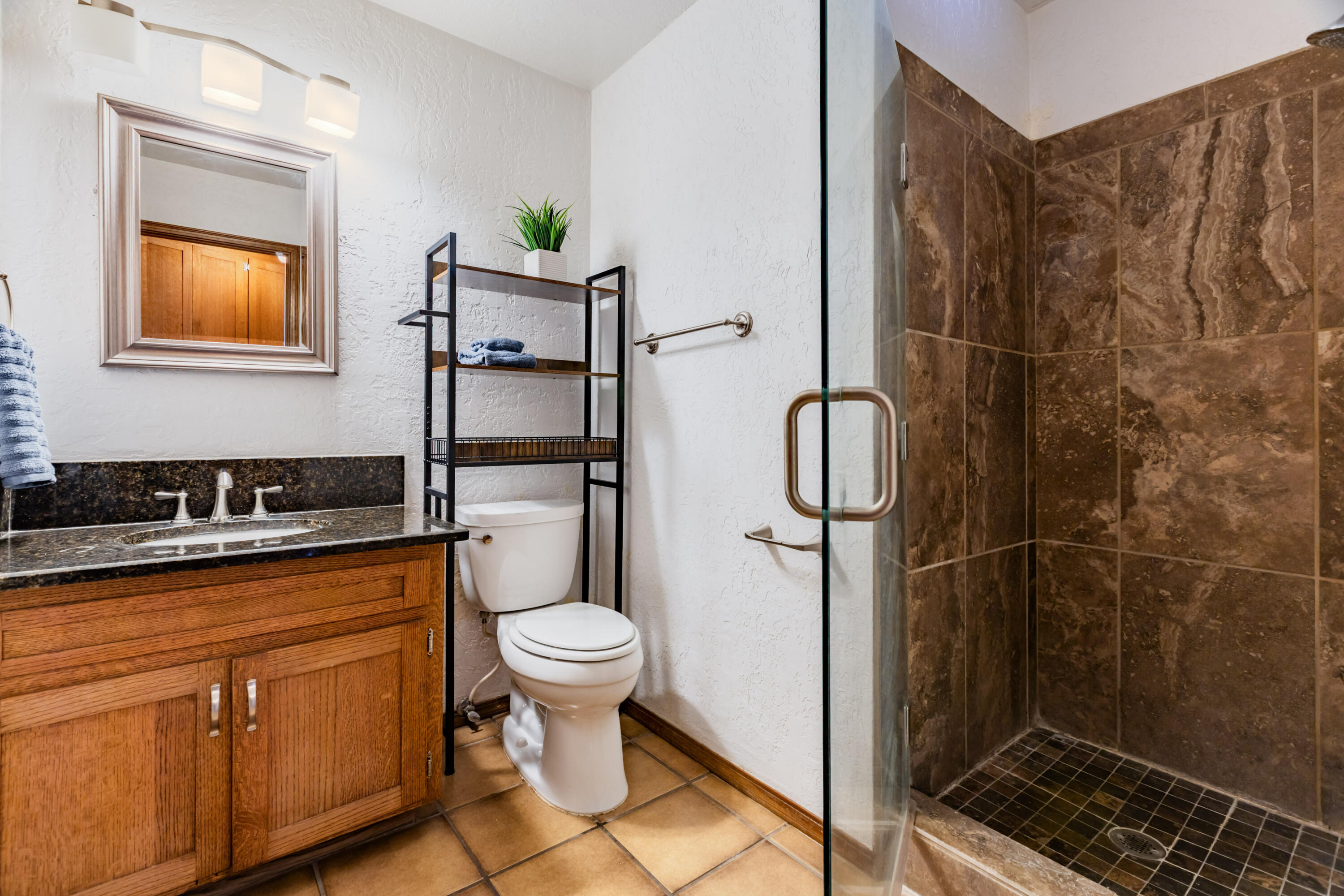 Photo 13 — 3232 Don Quixote Drive NW