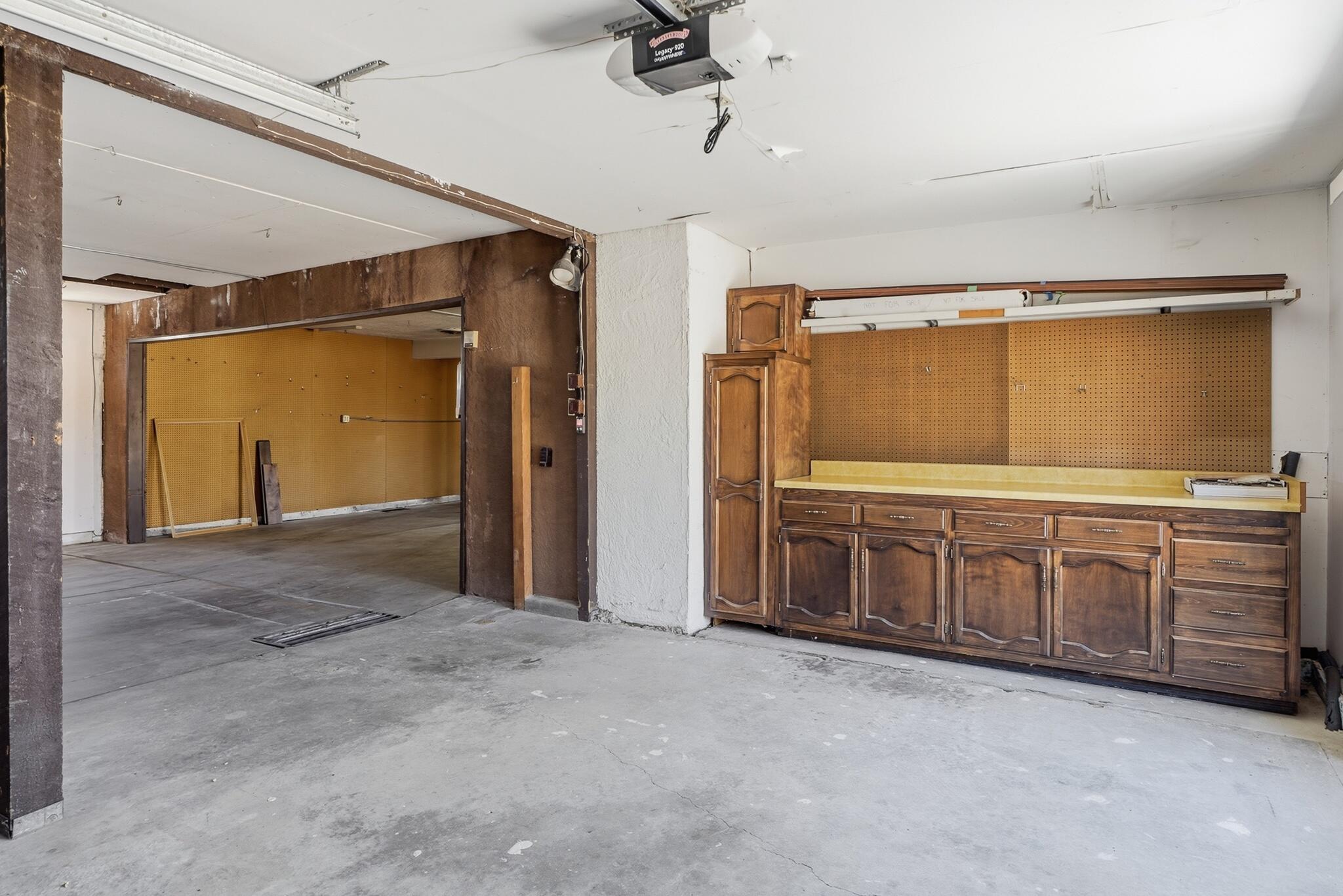 Photo 11 — 5214 W Chambers Place NE
