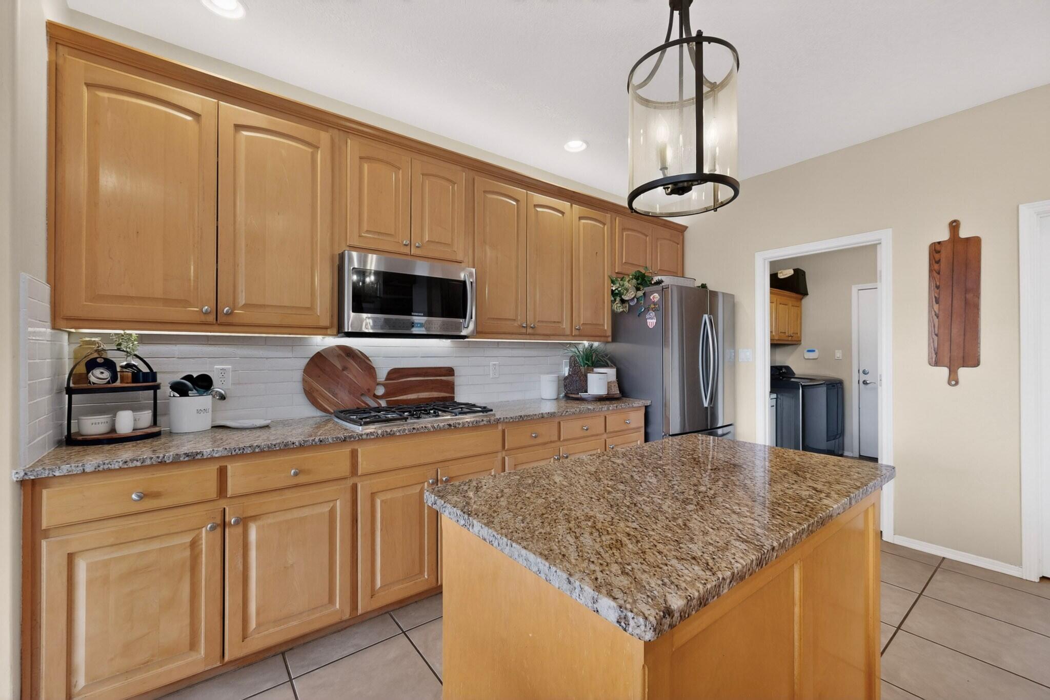 Photo 20 — 5131 Rose Quartz Avenue NW