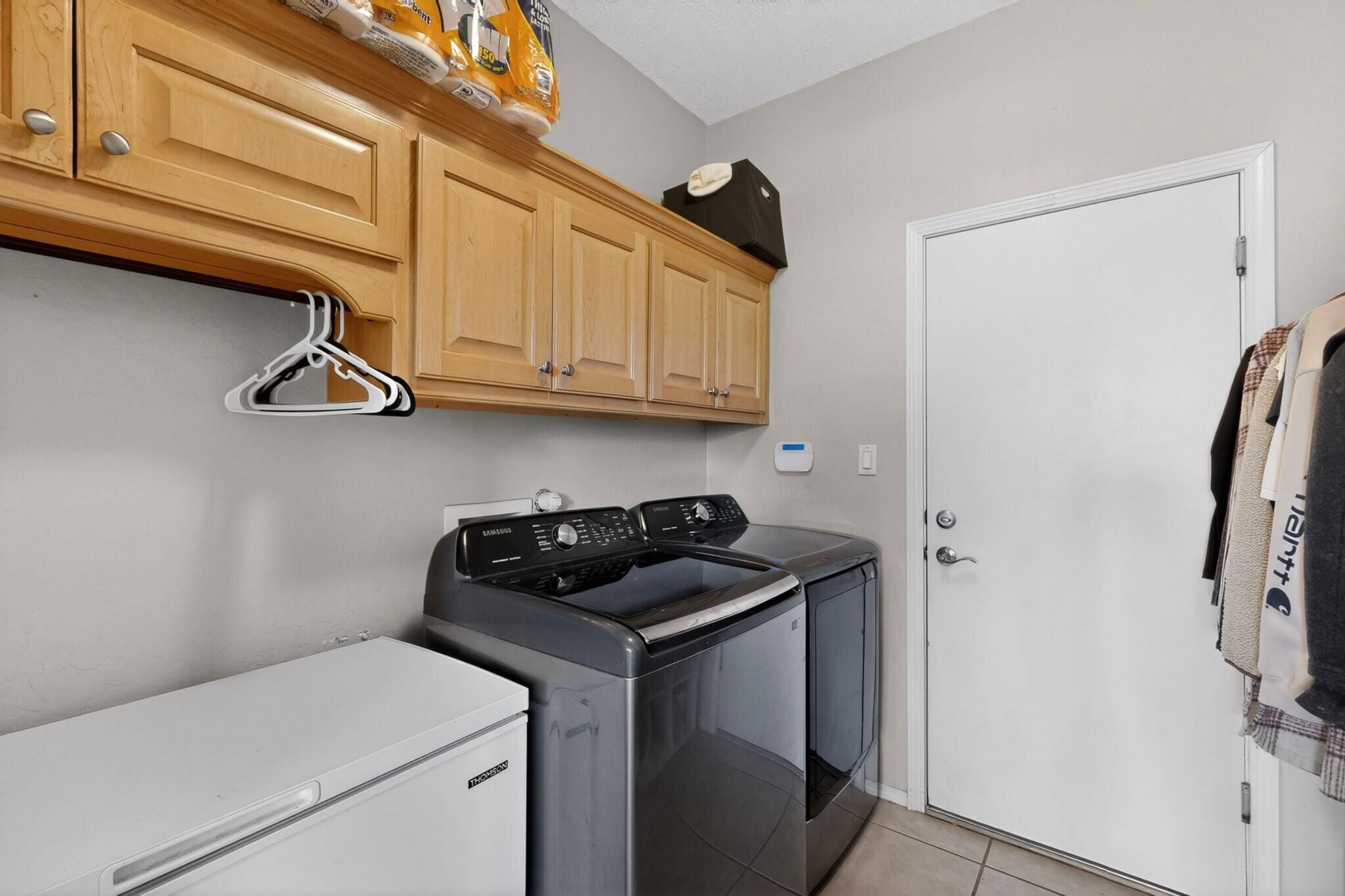 Photo 7 — 5131 Rose Quartz Avenue NW