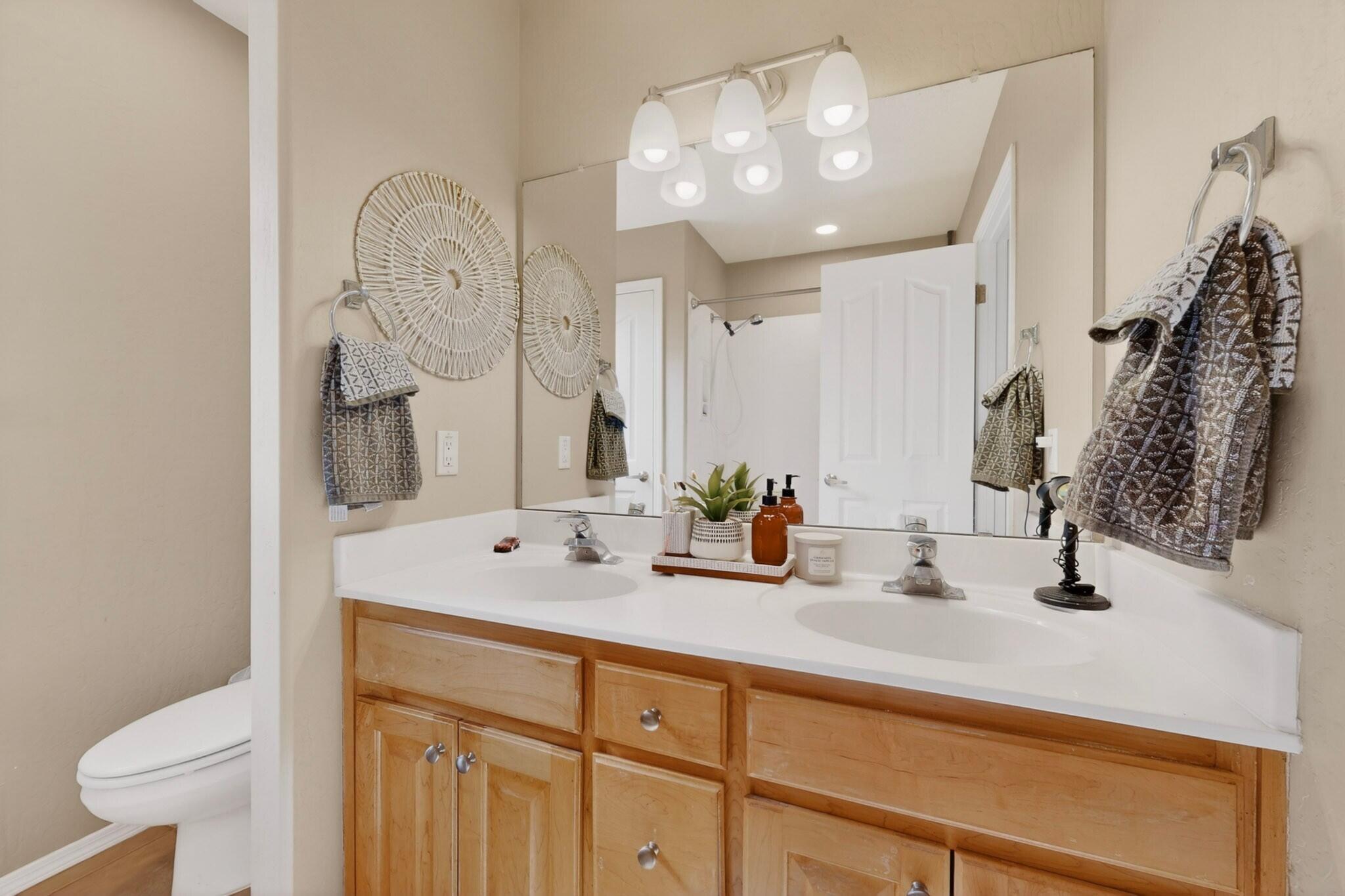Photo 8 — 5131 Rose Quartz Avenue NW