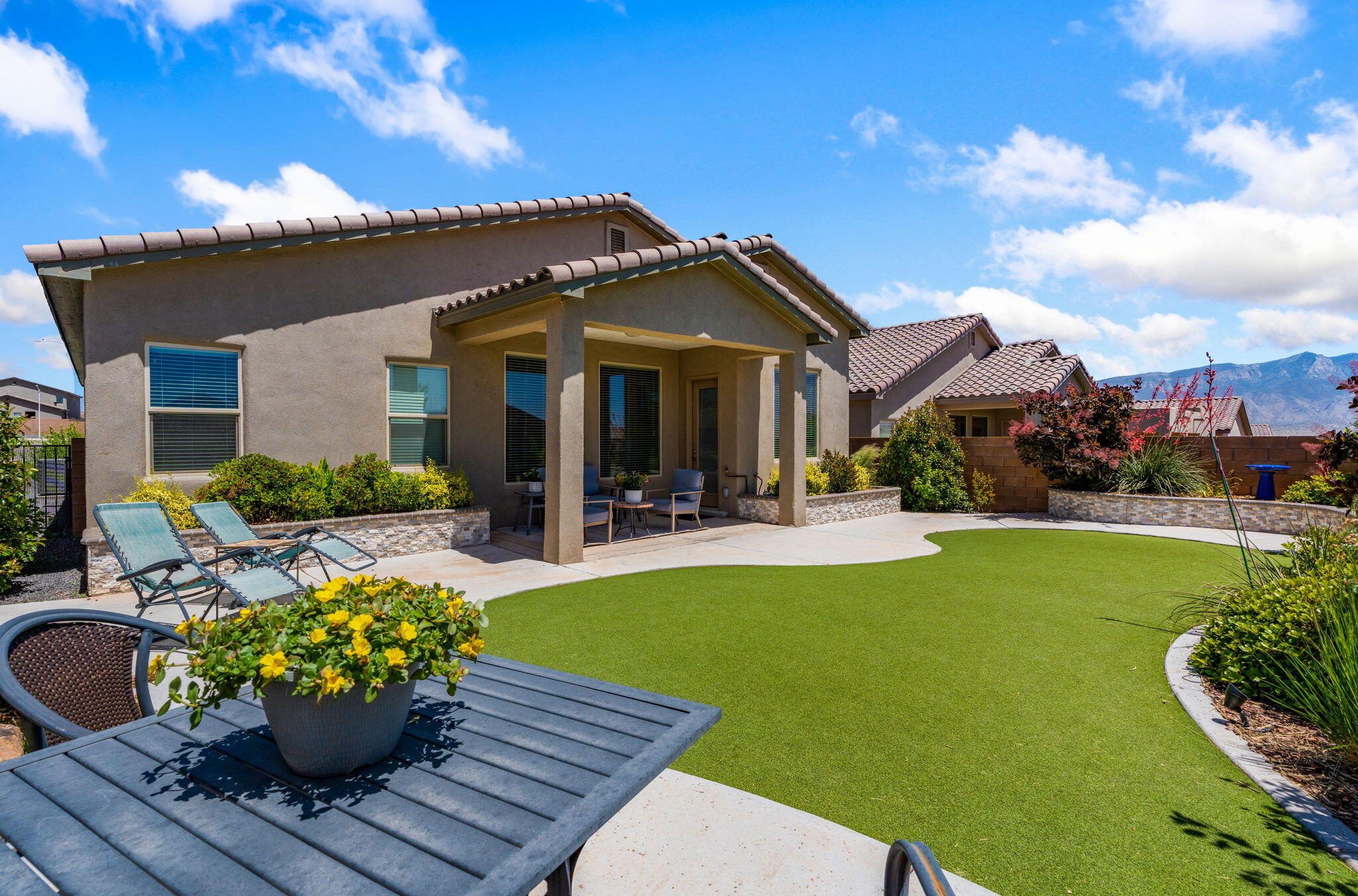 Photo 4 — 7046 Crystal Drive NE