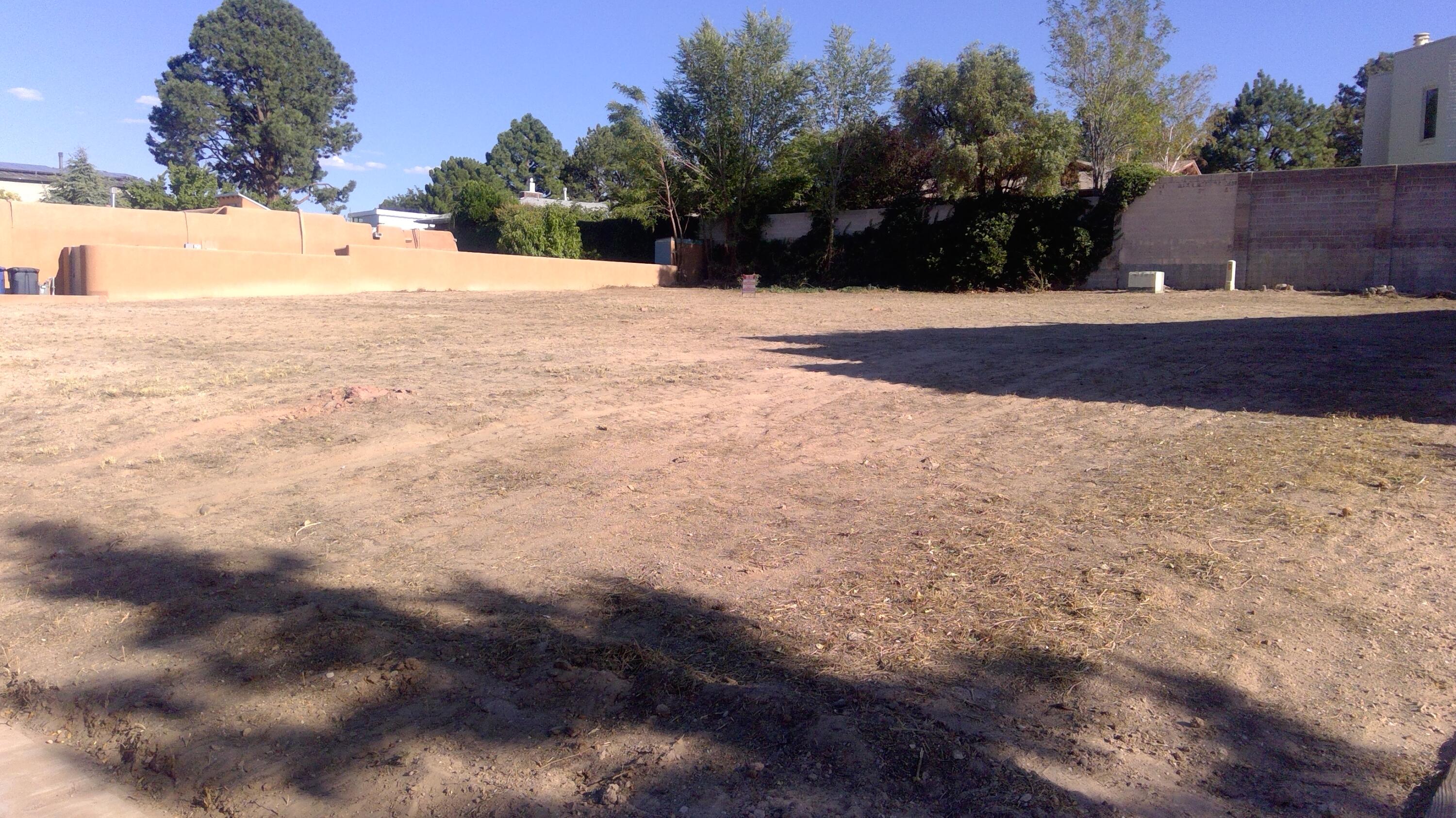Photo 4 — 4316 Royene Avenue NE