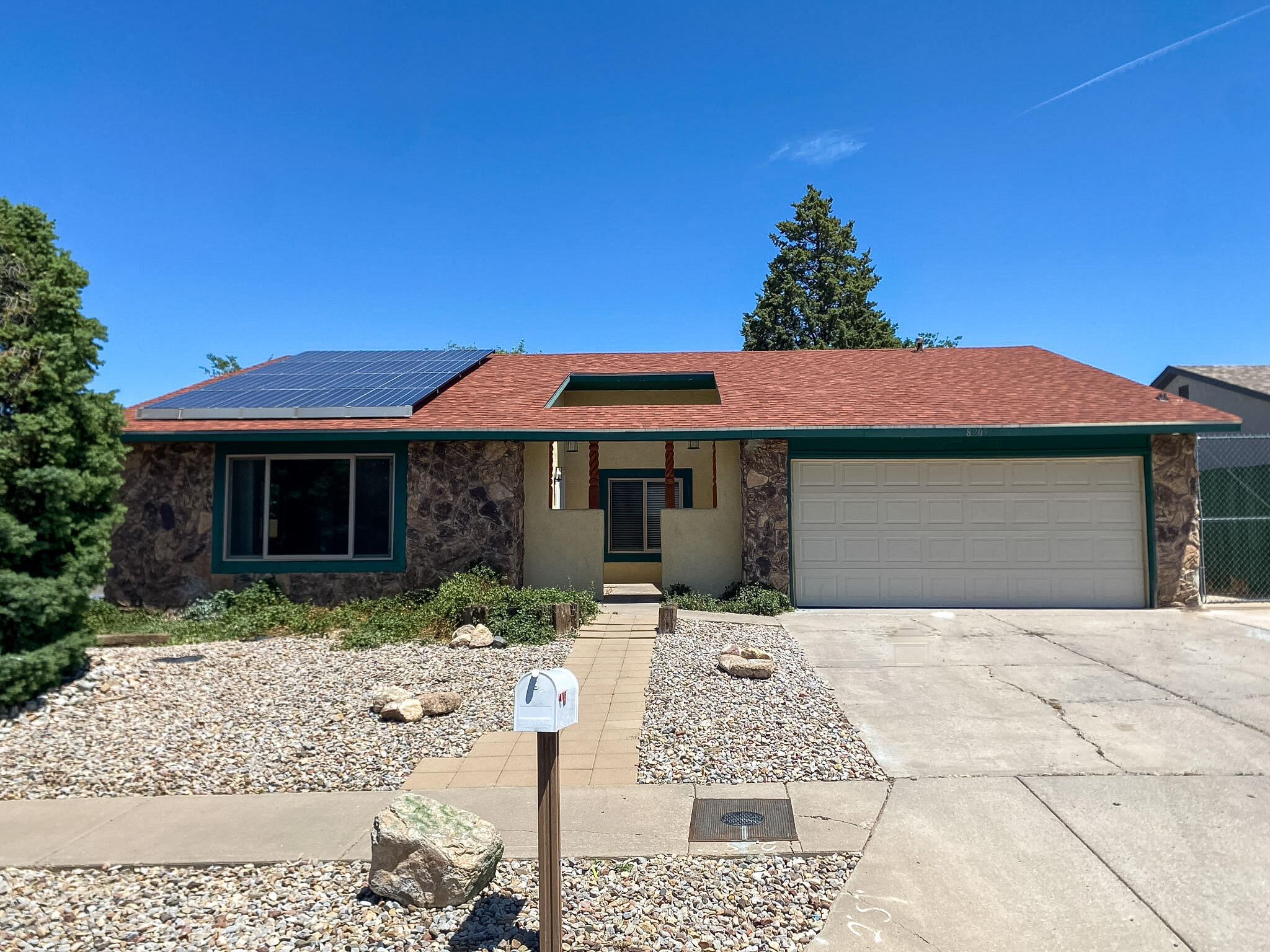 8209 Tina Drive NE