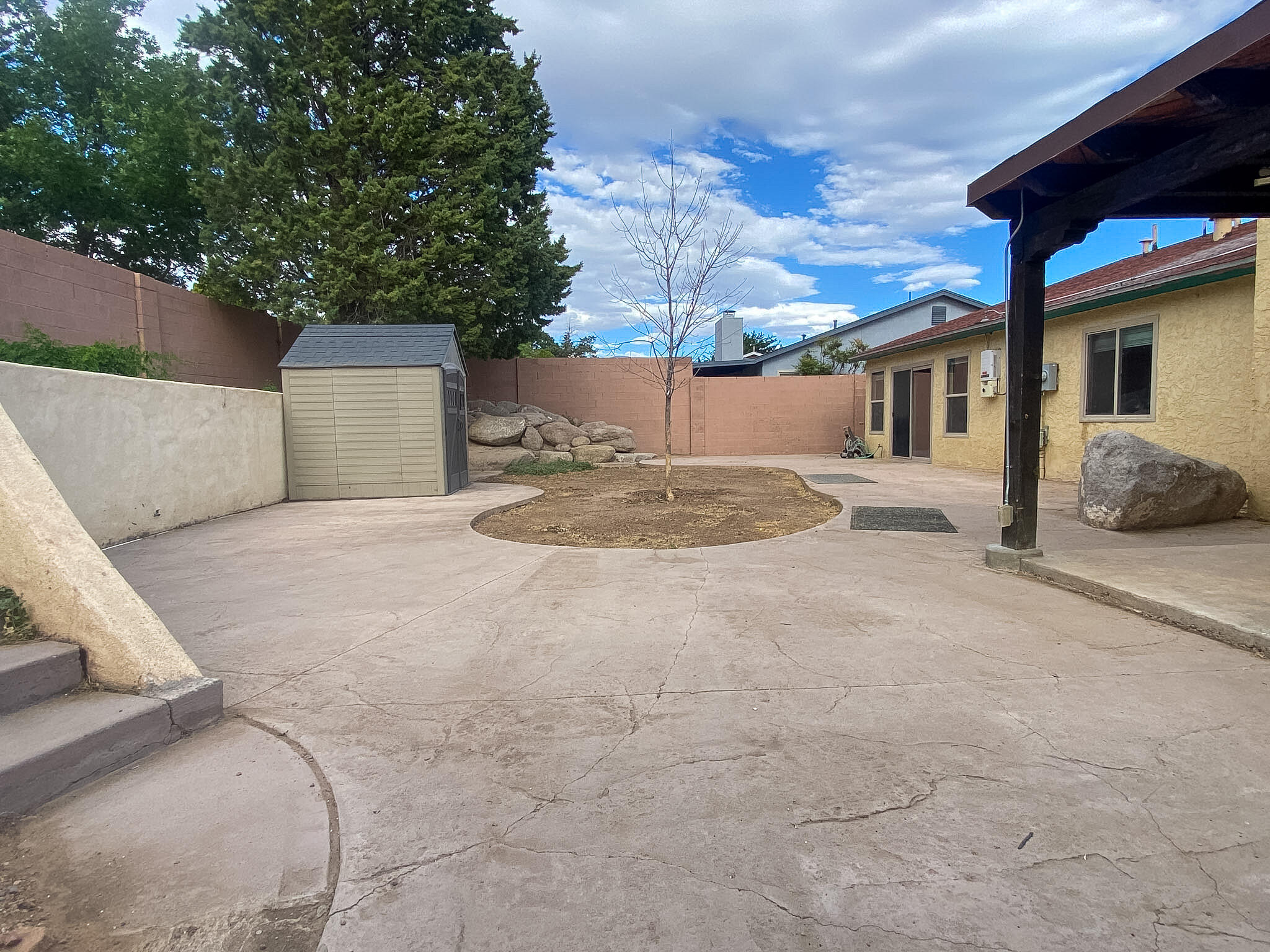 Photo 9 — 8209 Tina Drive NE