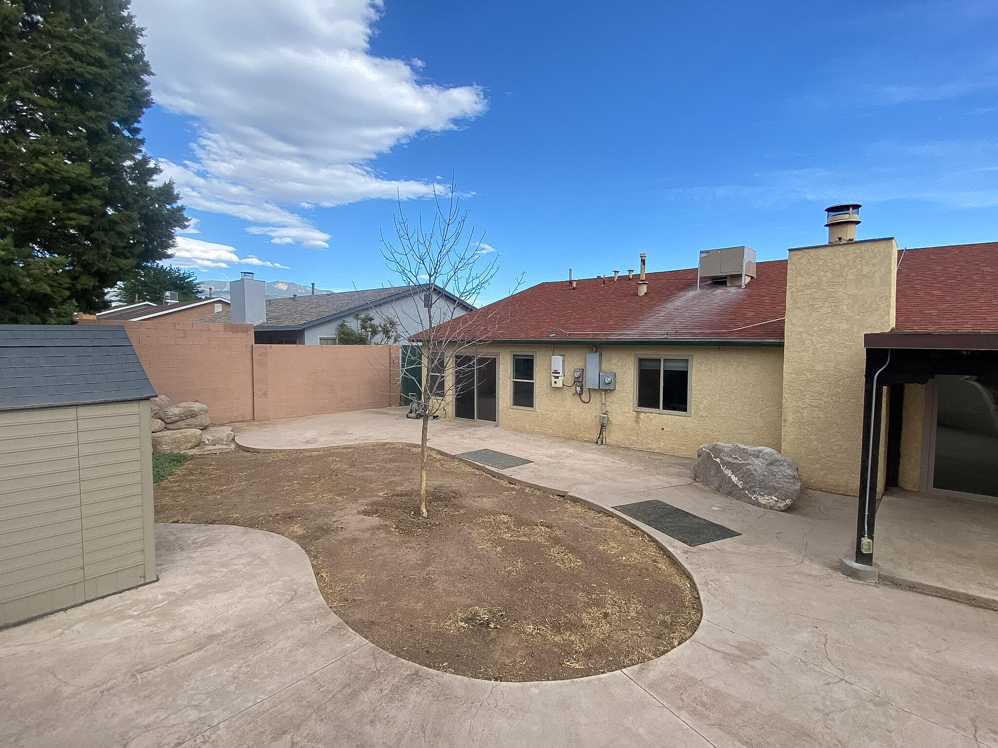 Photo 8 — 8209 Tina Drive NE