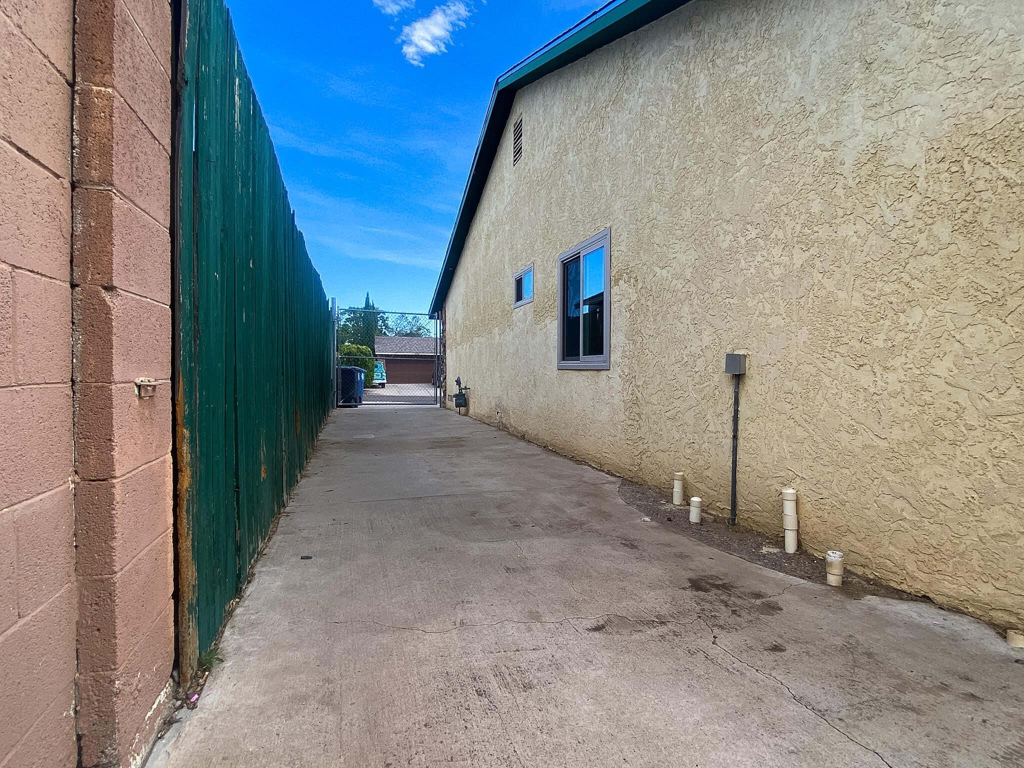 Photo 5 — 8209 Tina Drive NE