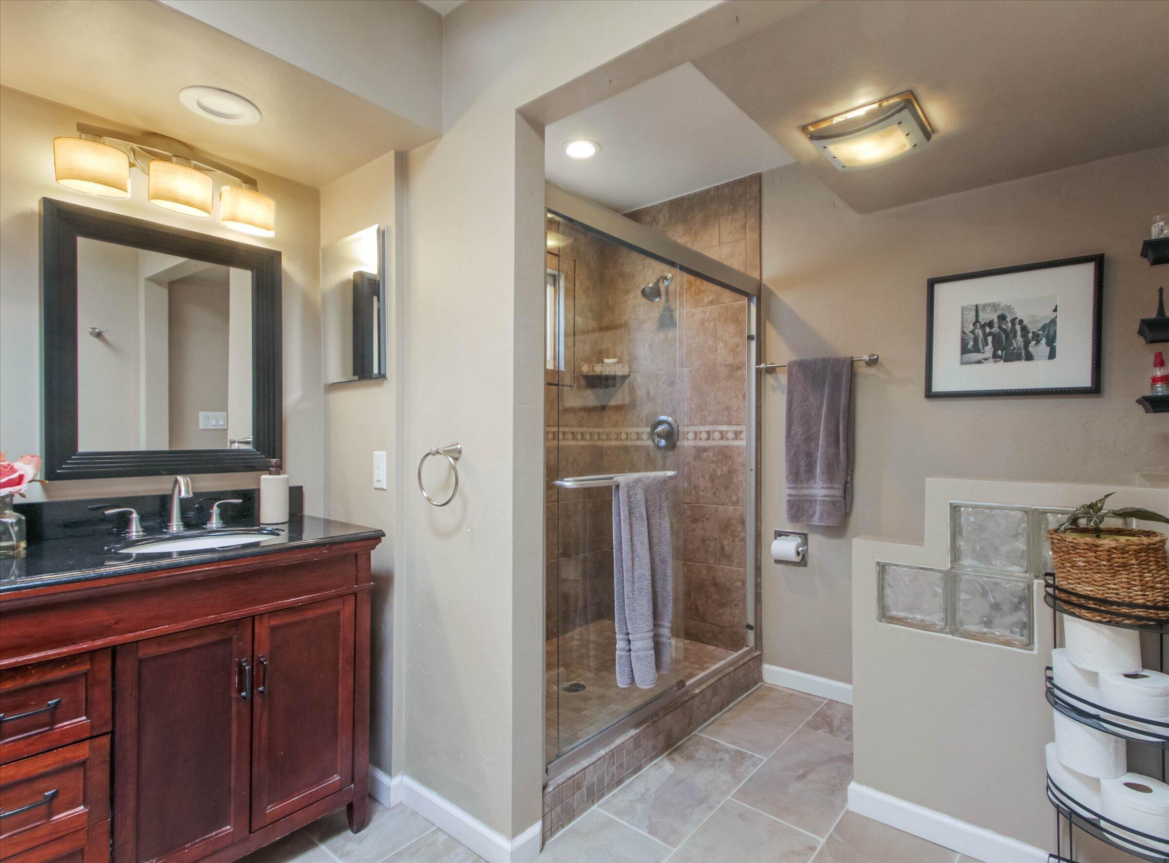 Photo 17 — 5115 Vicksburg Drive NW