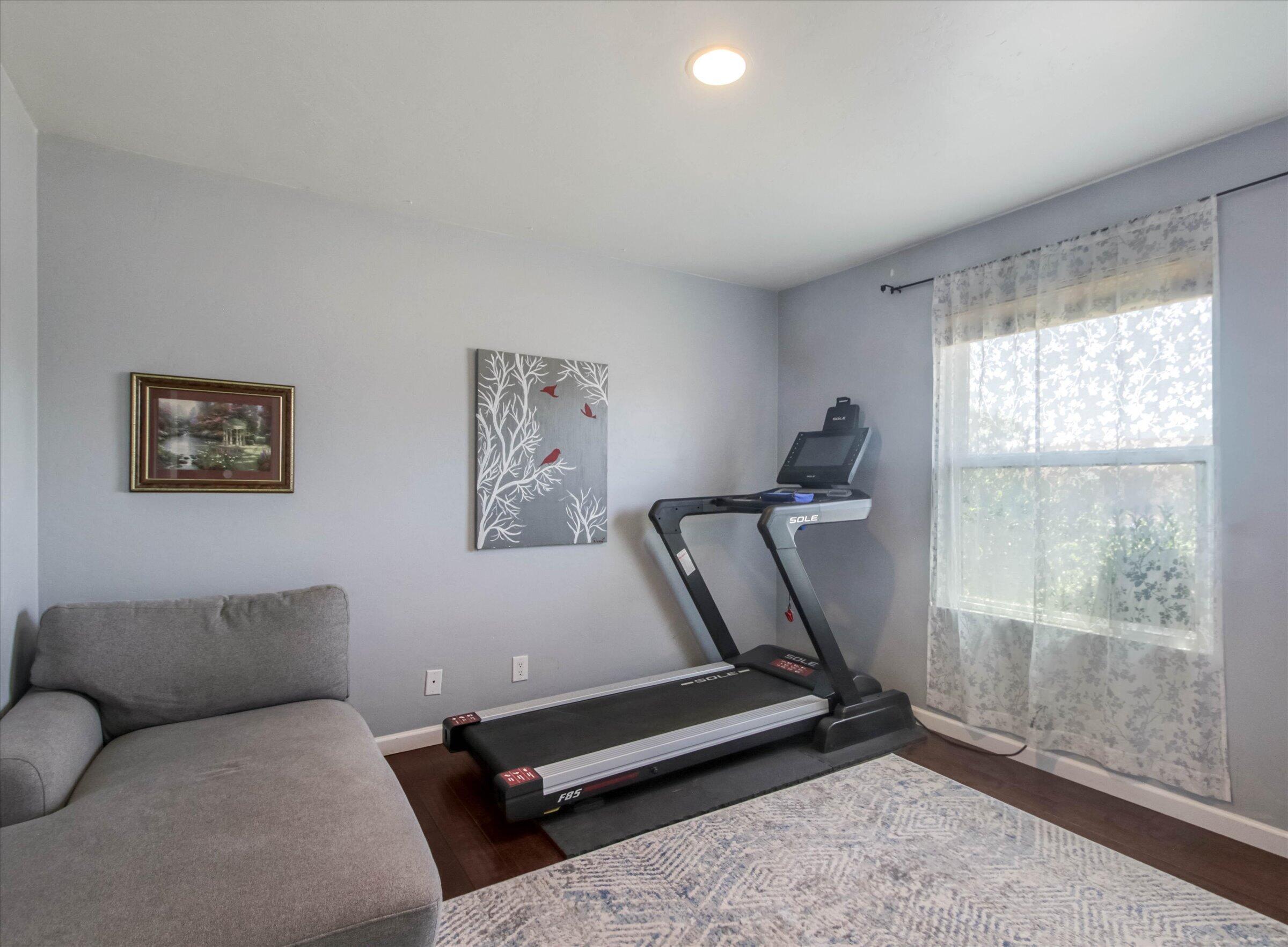 Photo 15 — 5115 Vicksburg Drive NW