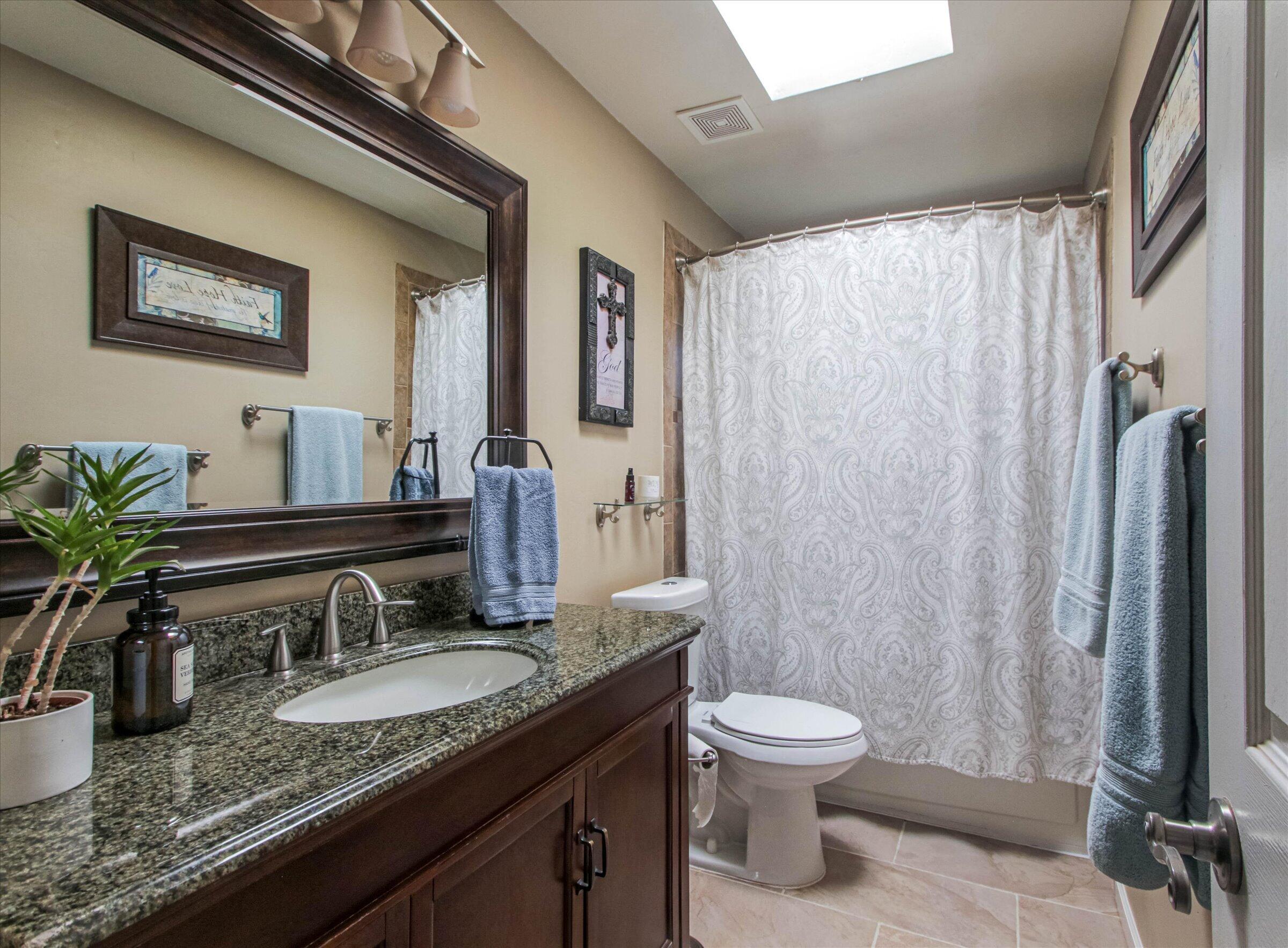 Photo 12 — 5115 Vicksburg Drive NW
