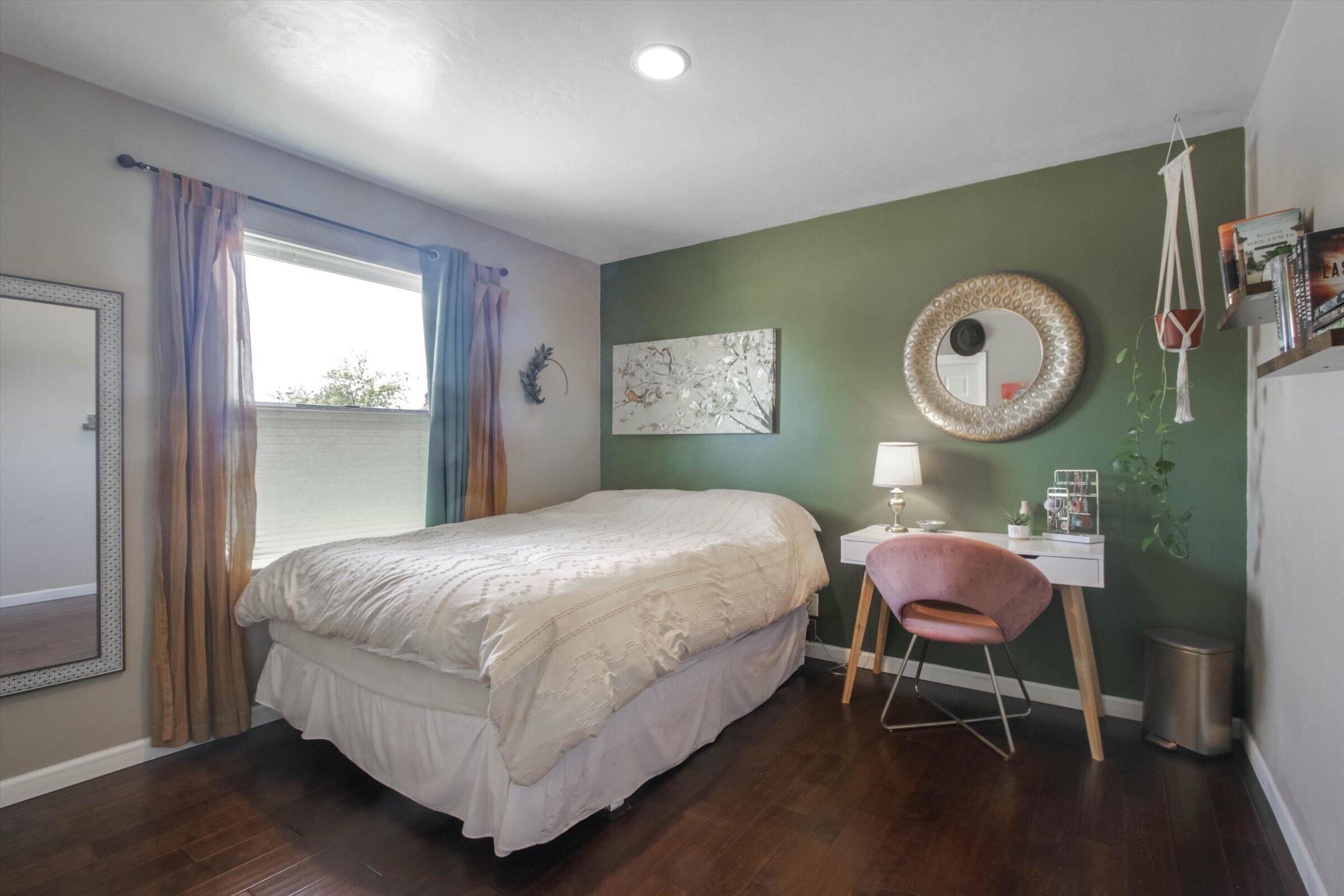 Photo 9 — 5115 Vicksburg Drive NW