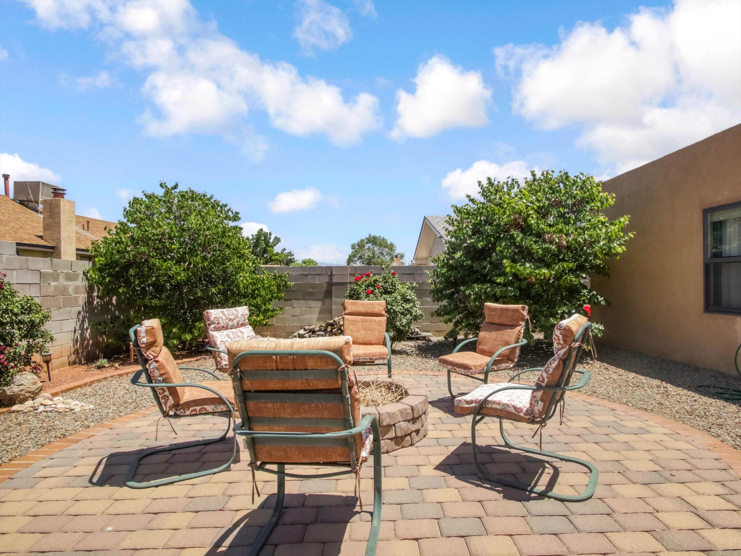 Photo 3 — 5115 Vicksburg Drive NW