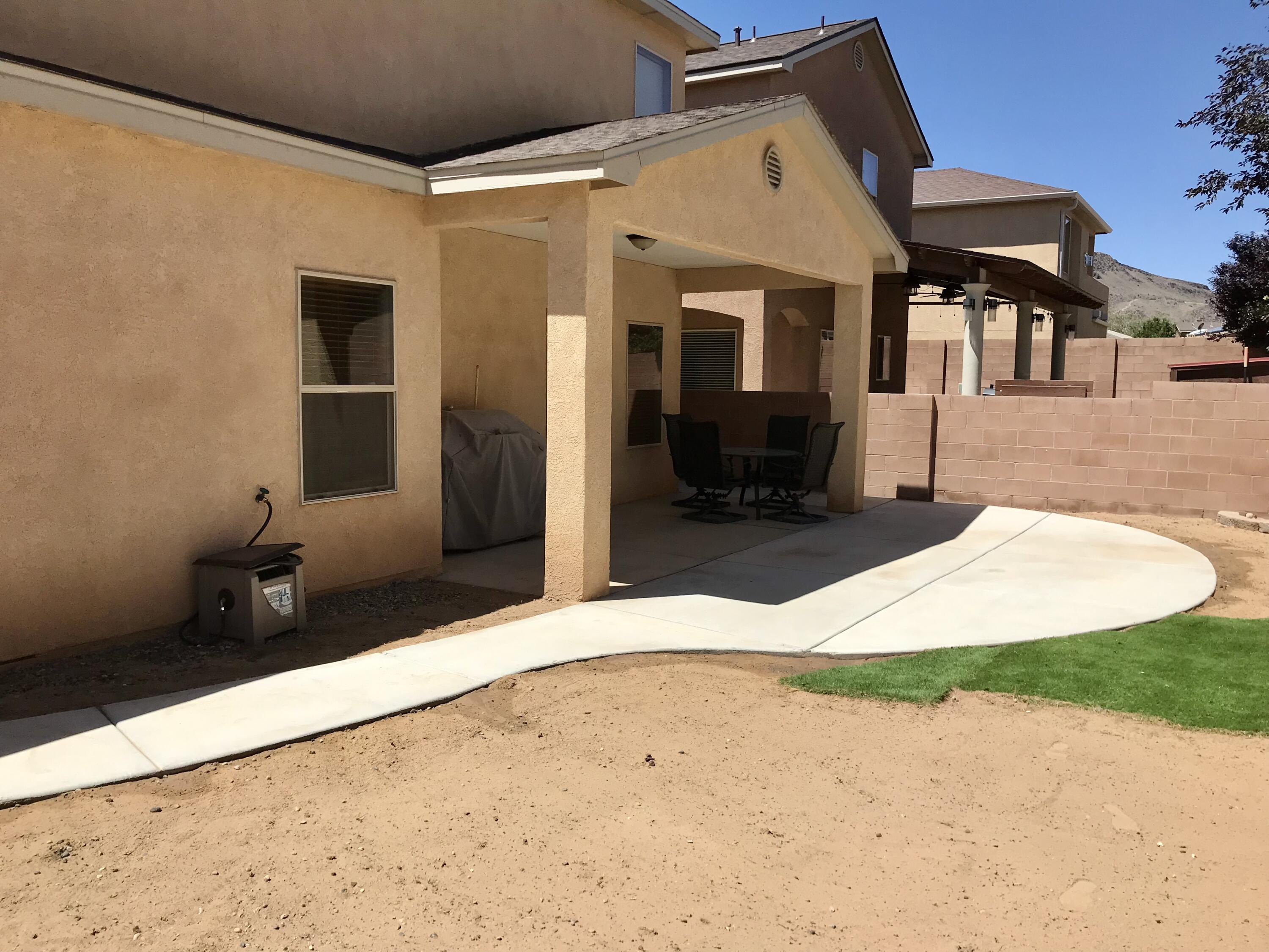 Photo 5 — 2522 Red Sky Street SW