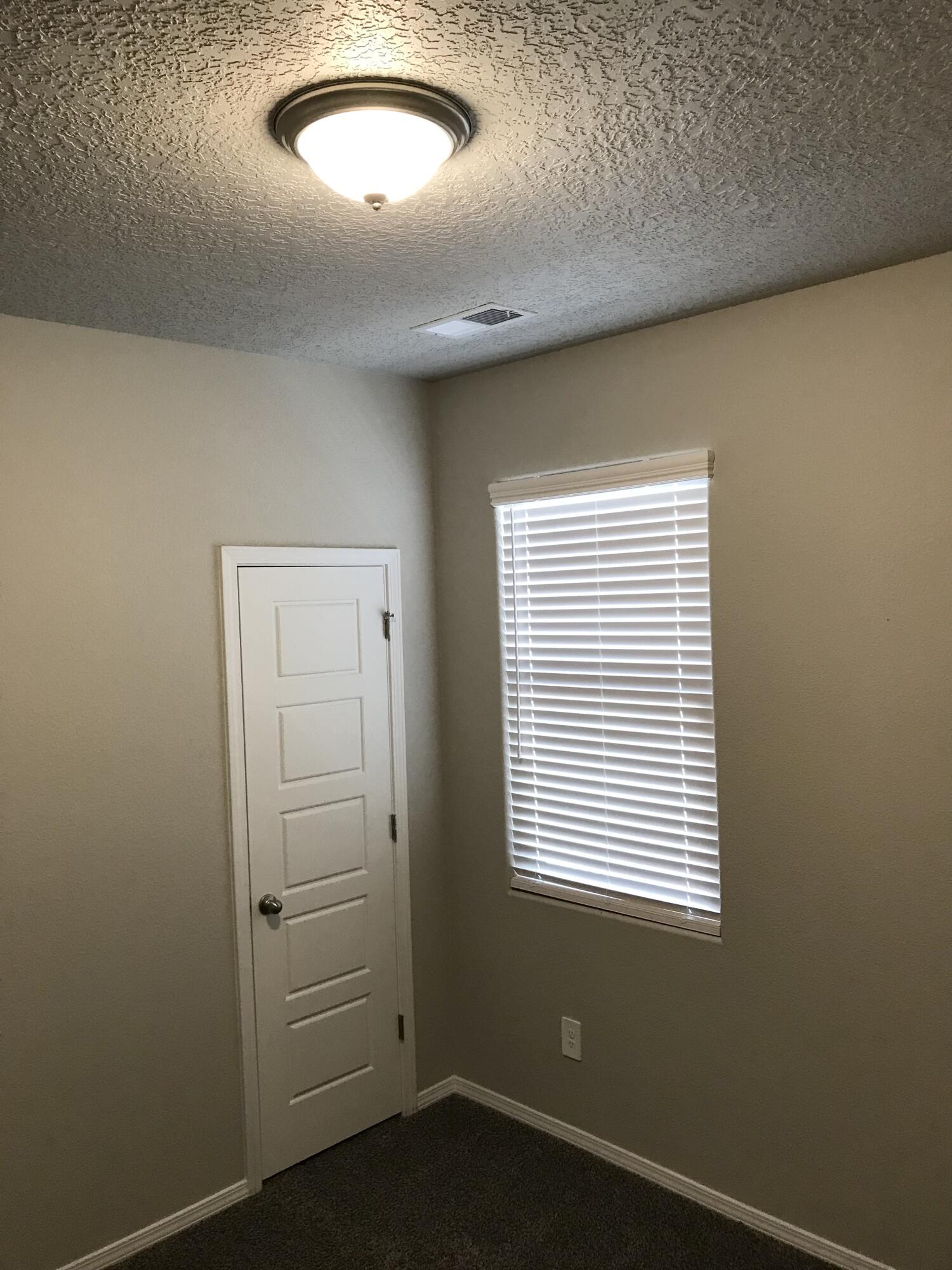 Photo 9 — 10720 Caresso Loop SW
