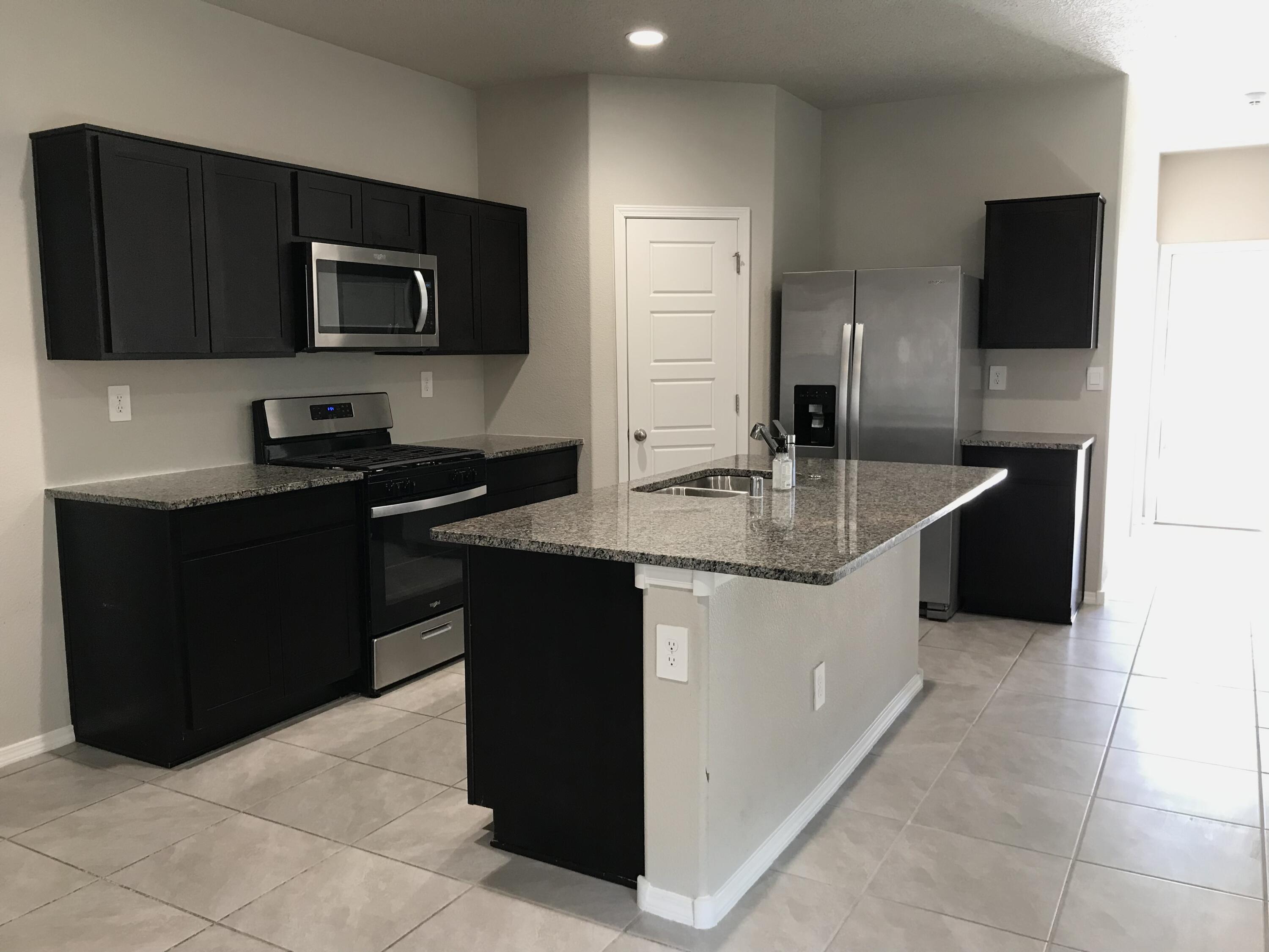 Photo 16 — 10720 Caresso Loop SW