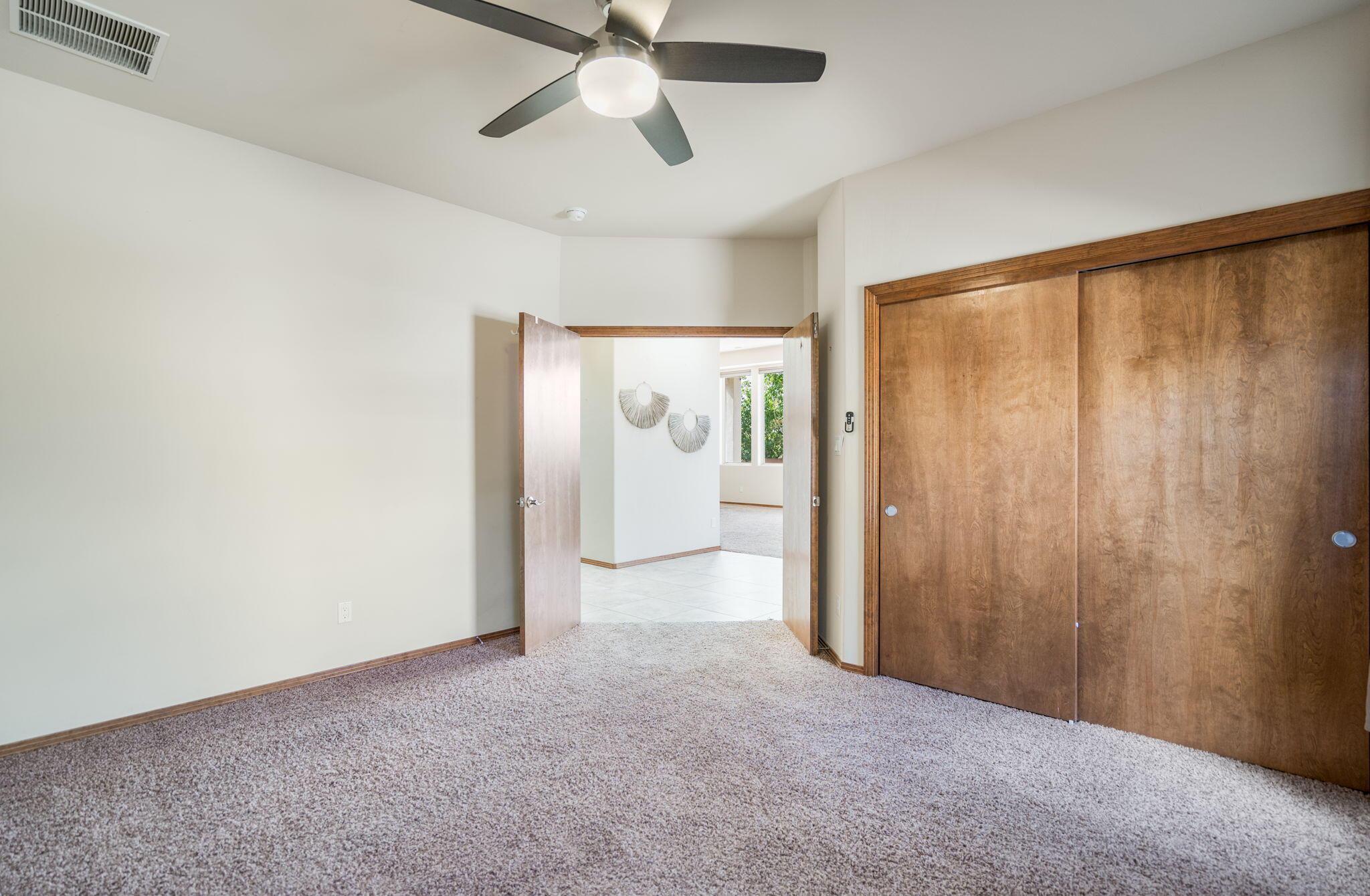 Photo 10 — 4601 Monte Frio Drive NW