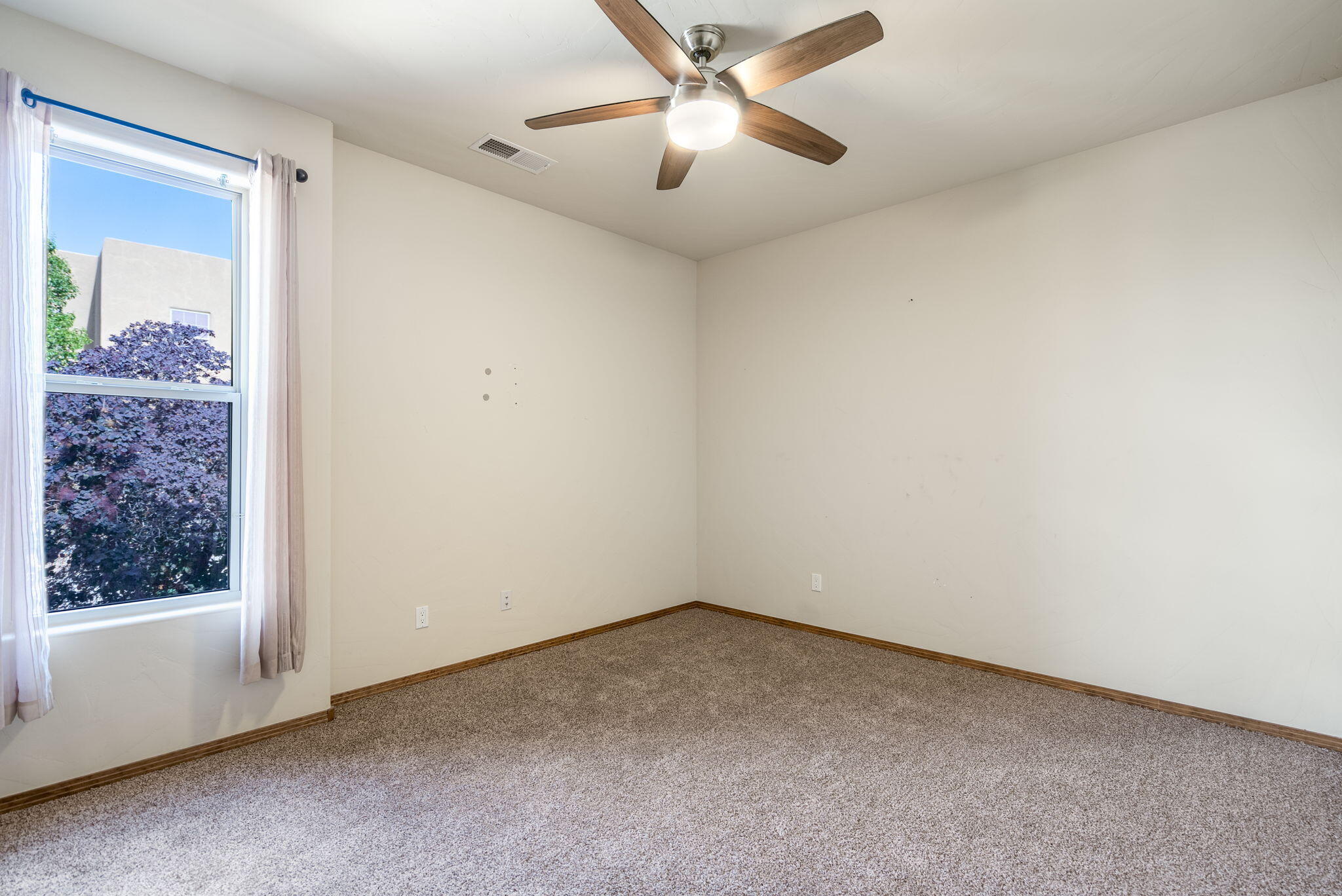 Photo 9 — 4601 Monte Frio Drive NW