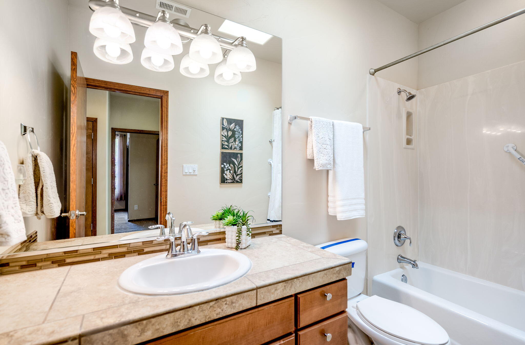 Photo 7 — 4601 Monte Frio Drive NW