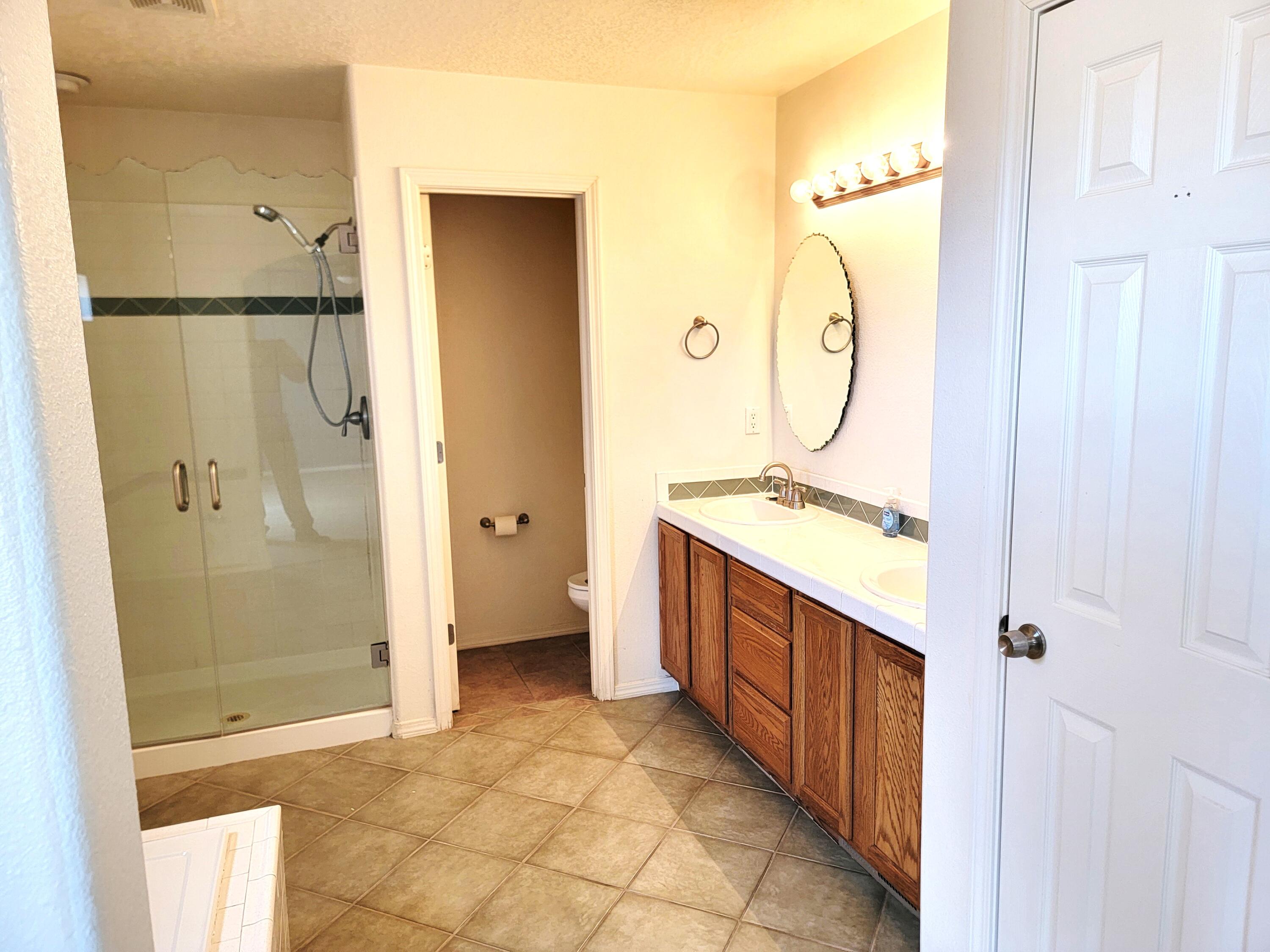 Photo 10 — 8301 Mandarin Place NW