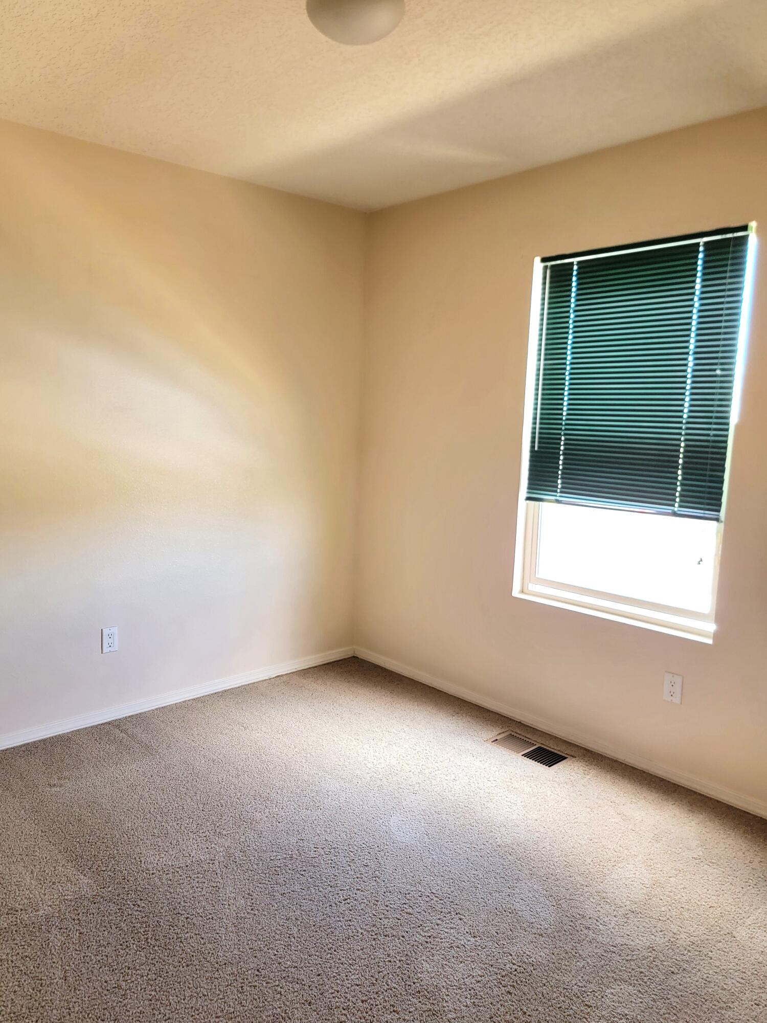 Photo 9 — 8301 Mandarin Place NW