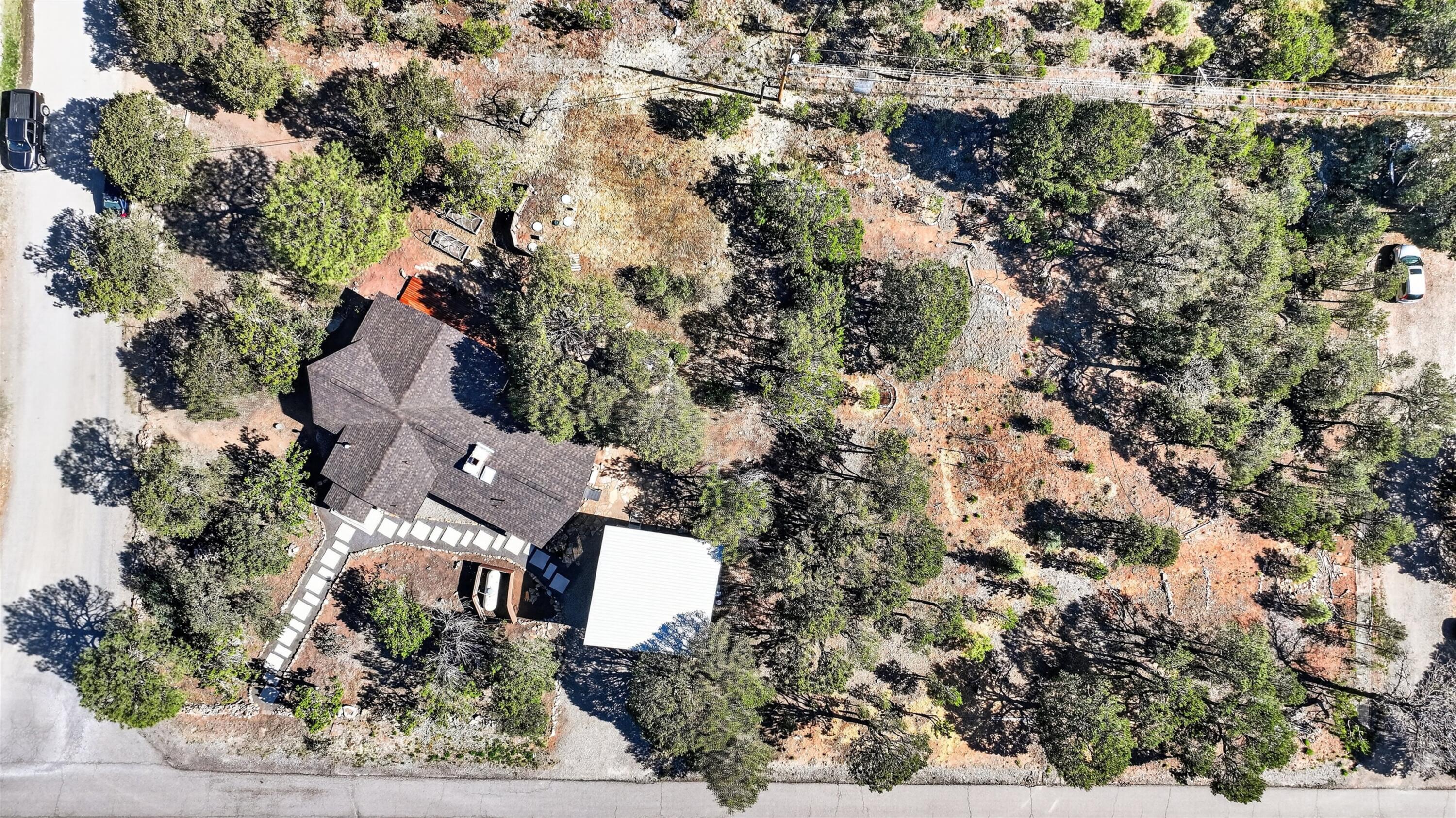 Photo 4 — 208 Sangre De Cristo Circle