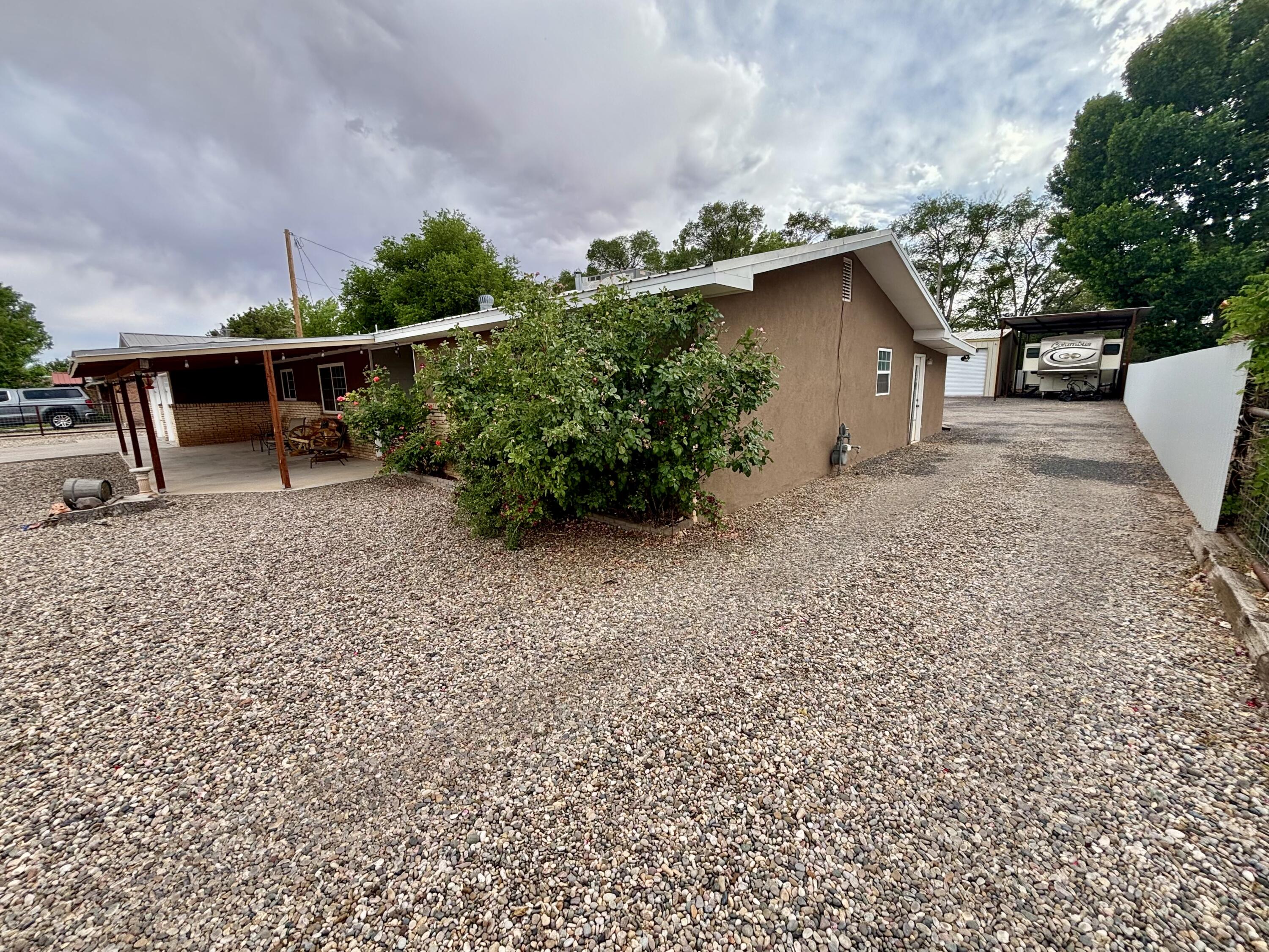 Photo 13 — 375 RANCHITOS Road