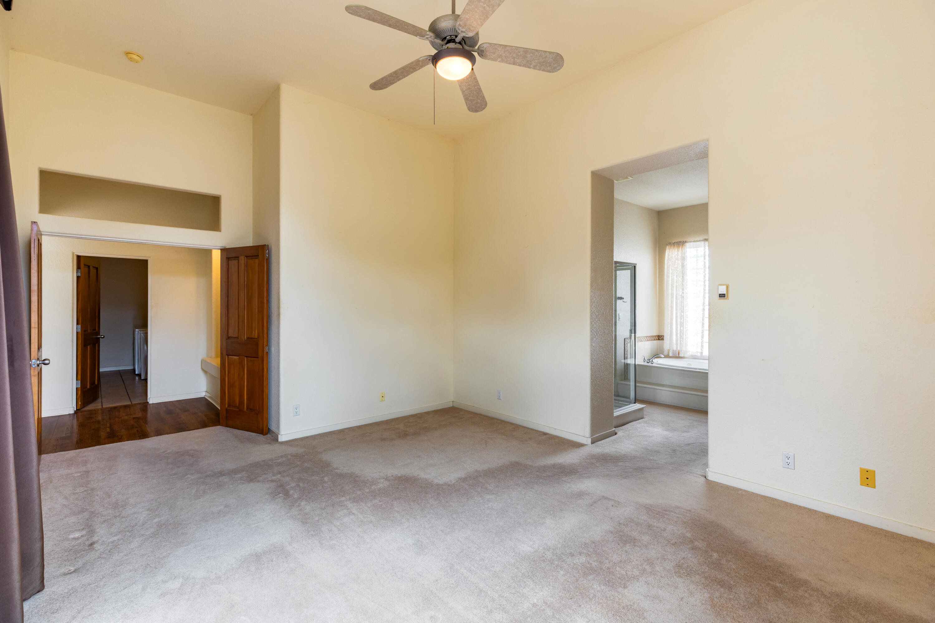 Photo 5 — 1 Softwynd Drive