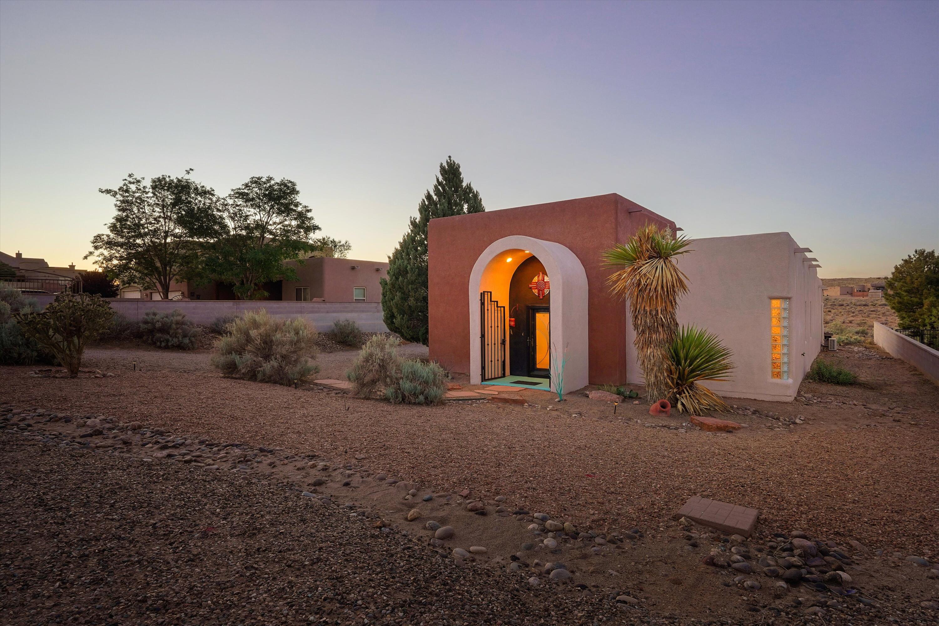 Photo 16 — 6115 La Paz Road NE