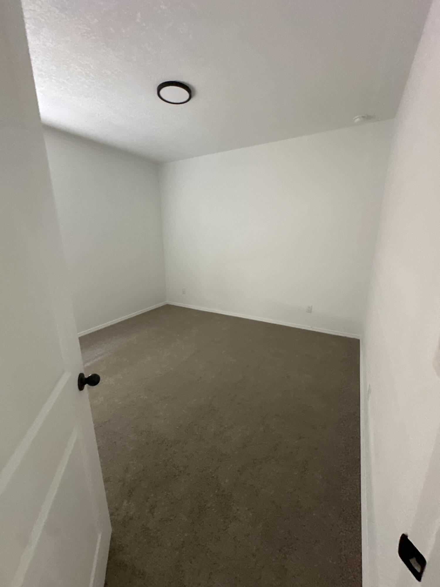 Photo 3 — 1529 Valle De Colores Street NW