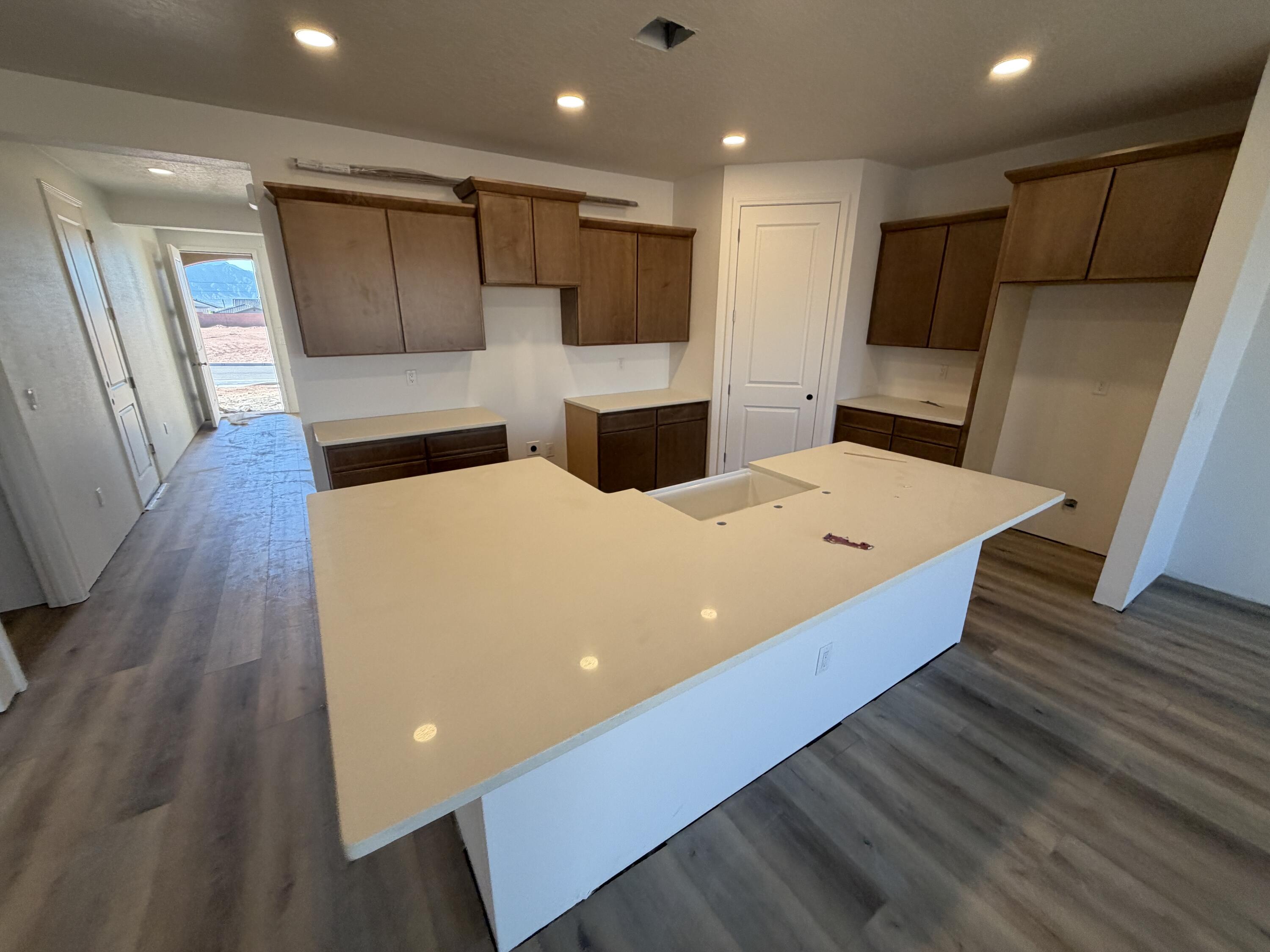 Photo 16 — 6801 Preston Road Road NE