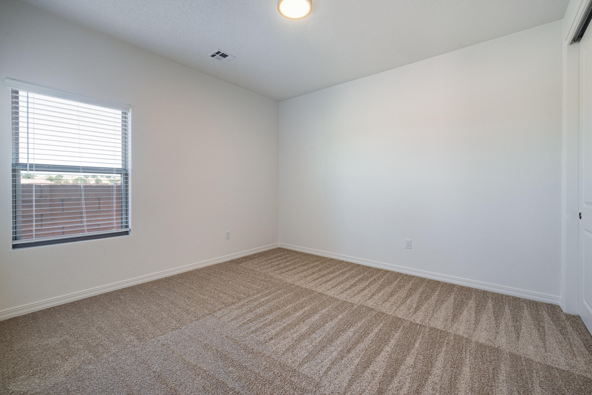 Photo 4 — 6801 Preston Road Road NE