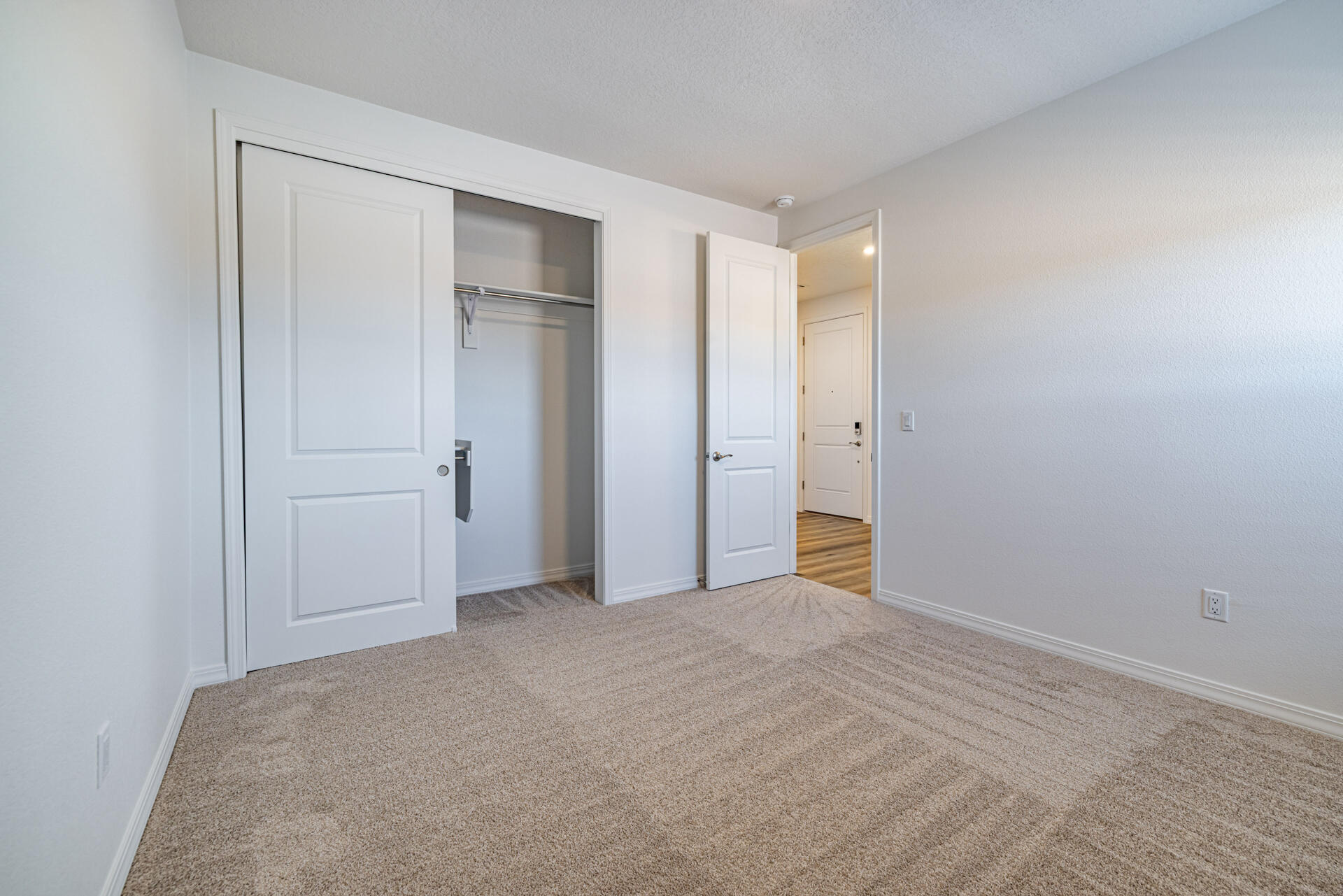 Photo 6 — 6801 Preston Road Road NE
