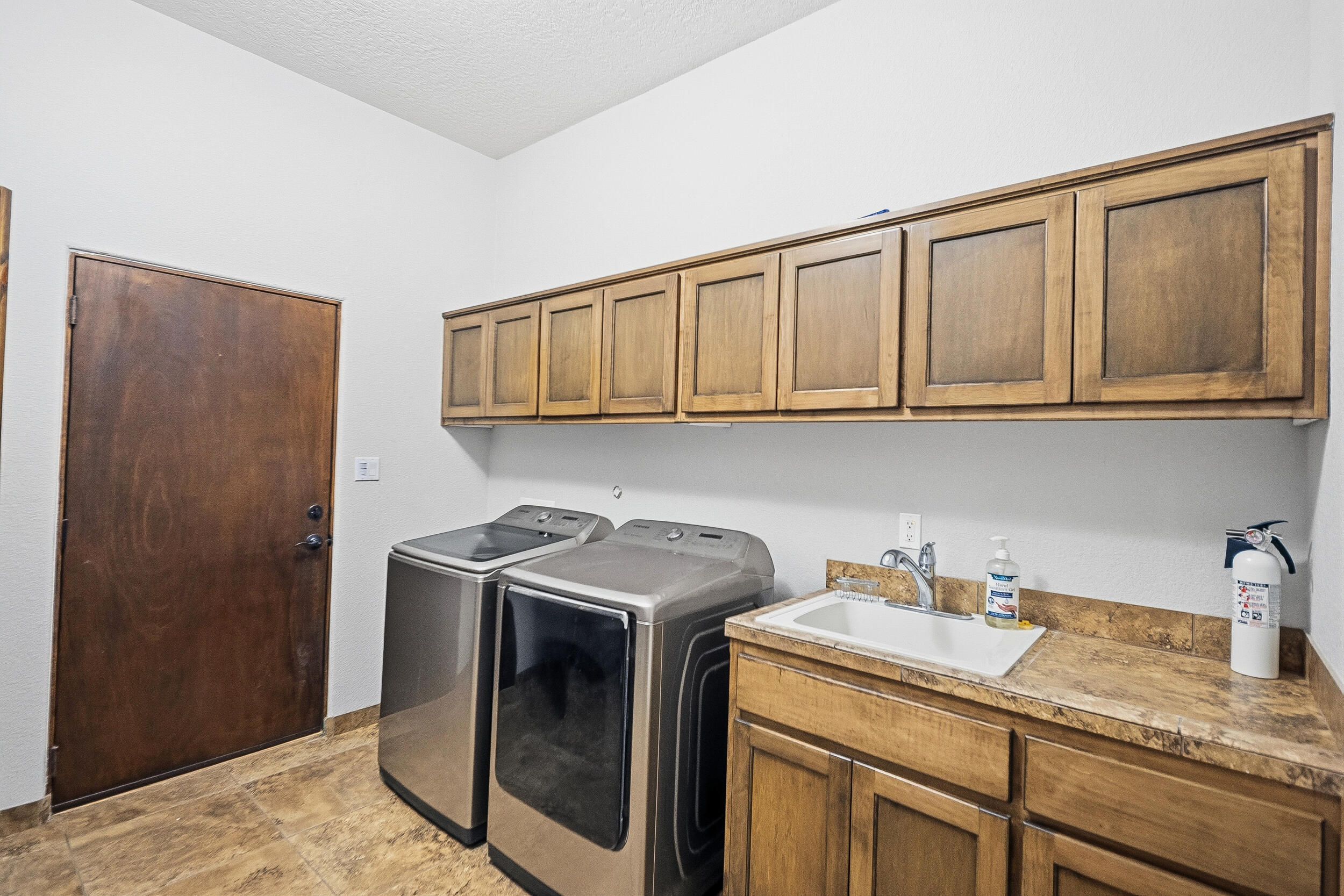 Photo 18 — 2940 Chayote Road NE