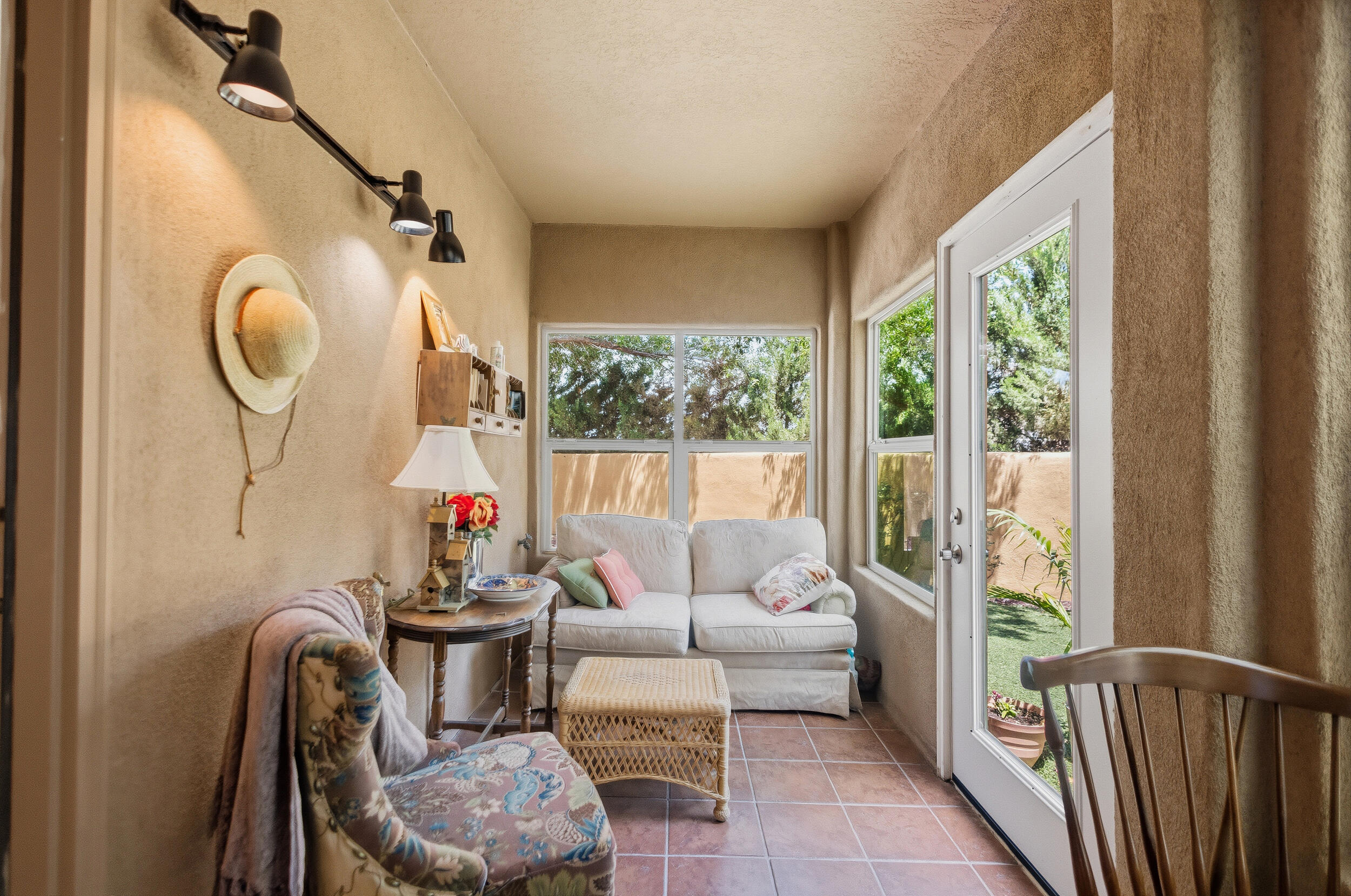 Photo 8 — 600 Don Federico Court SW