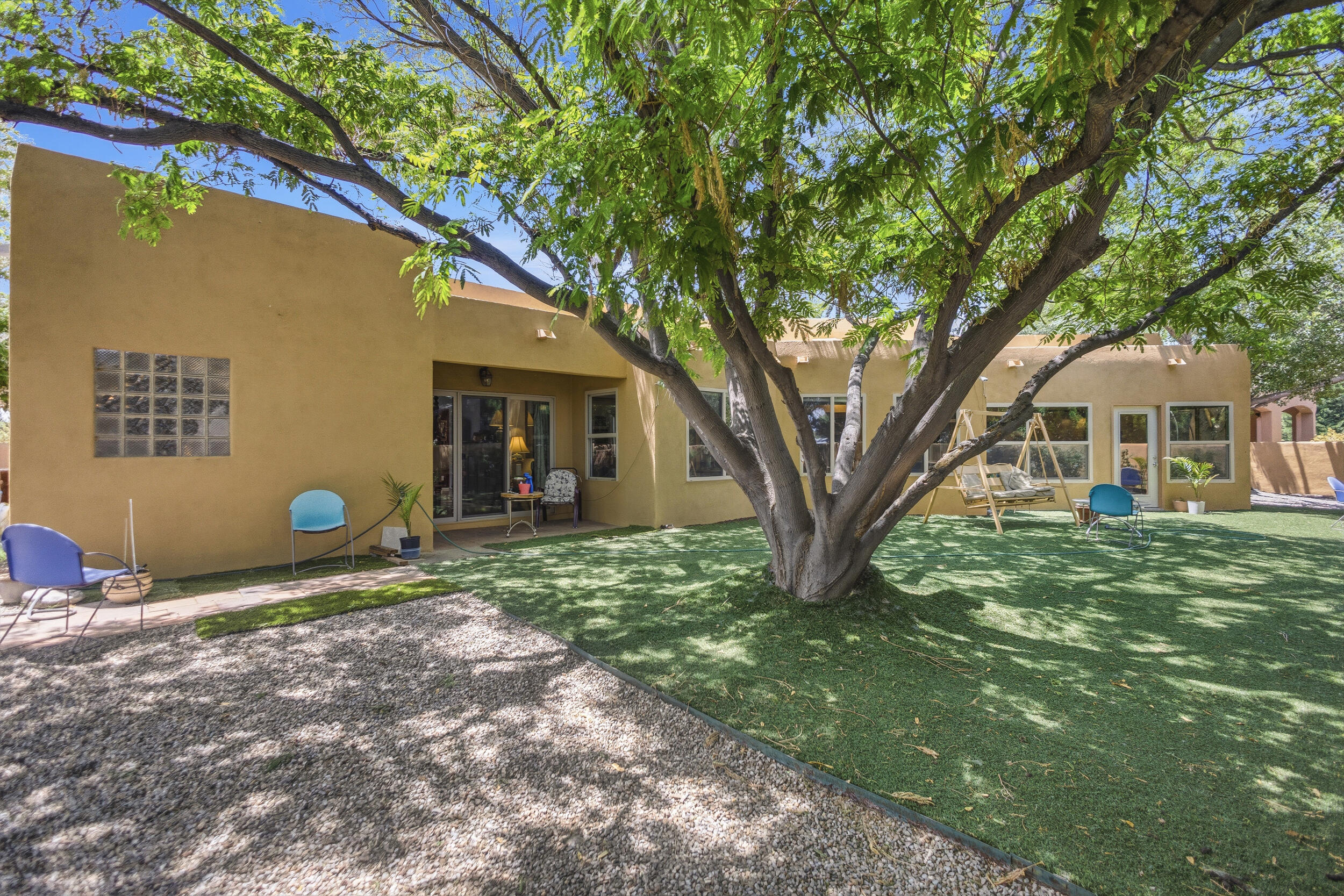 Photo 10 — 600 Don Federico Court SW