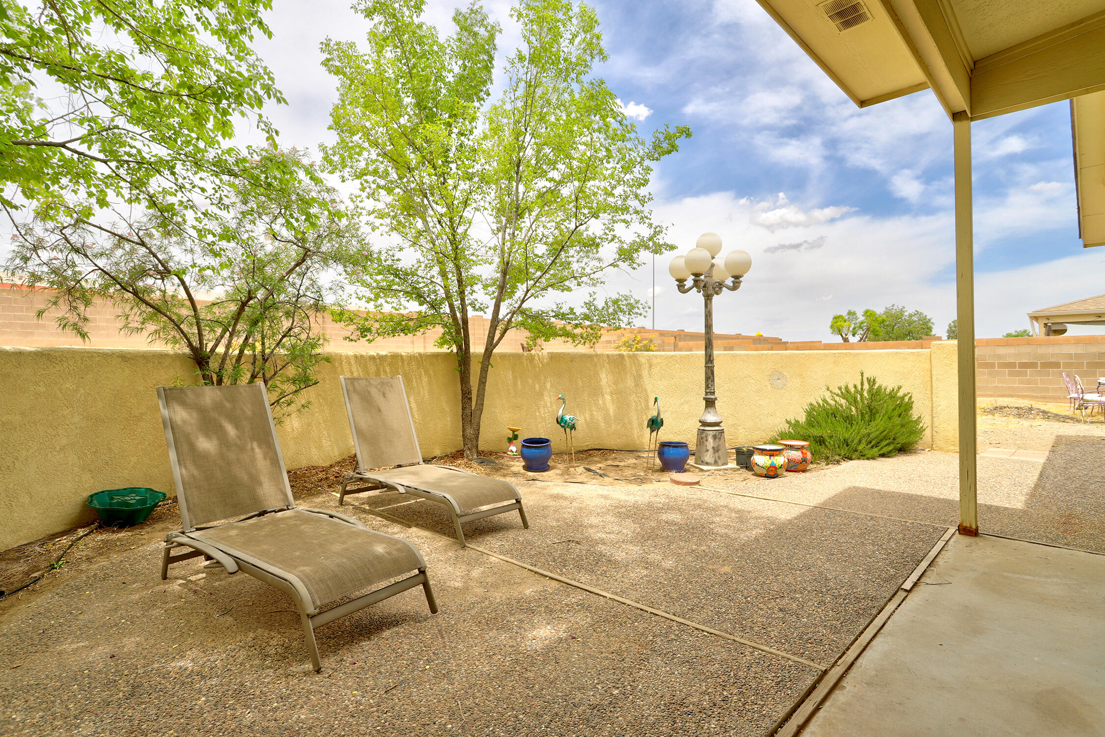 Photo 12 — 2405 Agua Fria Drive NE