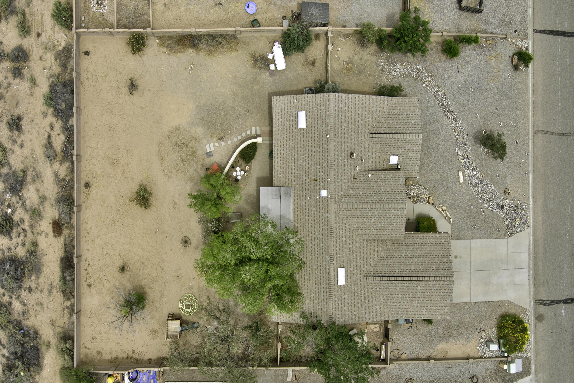 Photo 20 — 2405 Agua Fria Drive NE